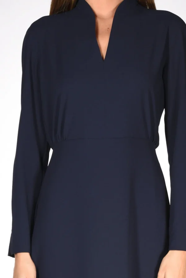 abito scollato blu