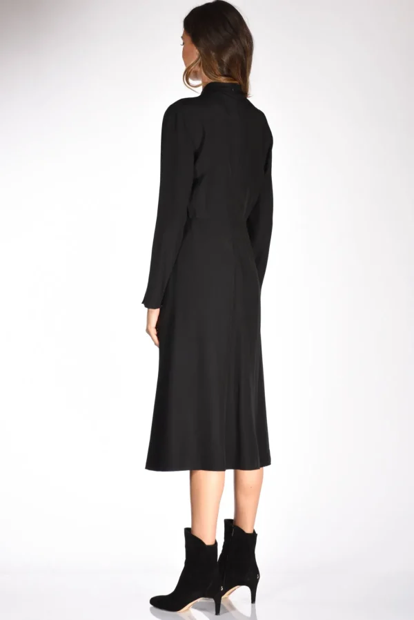 abito scollato nero