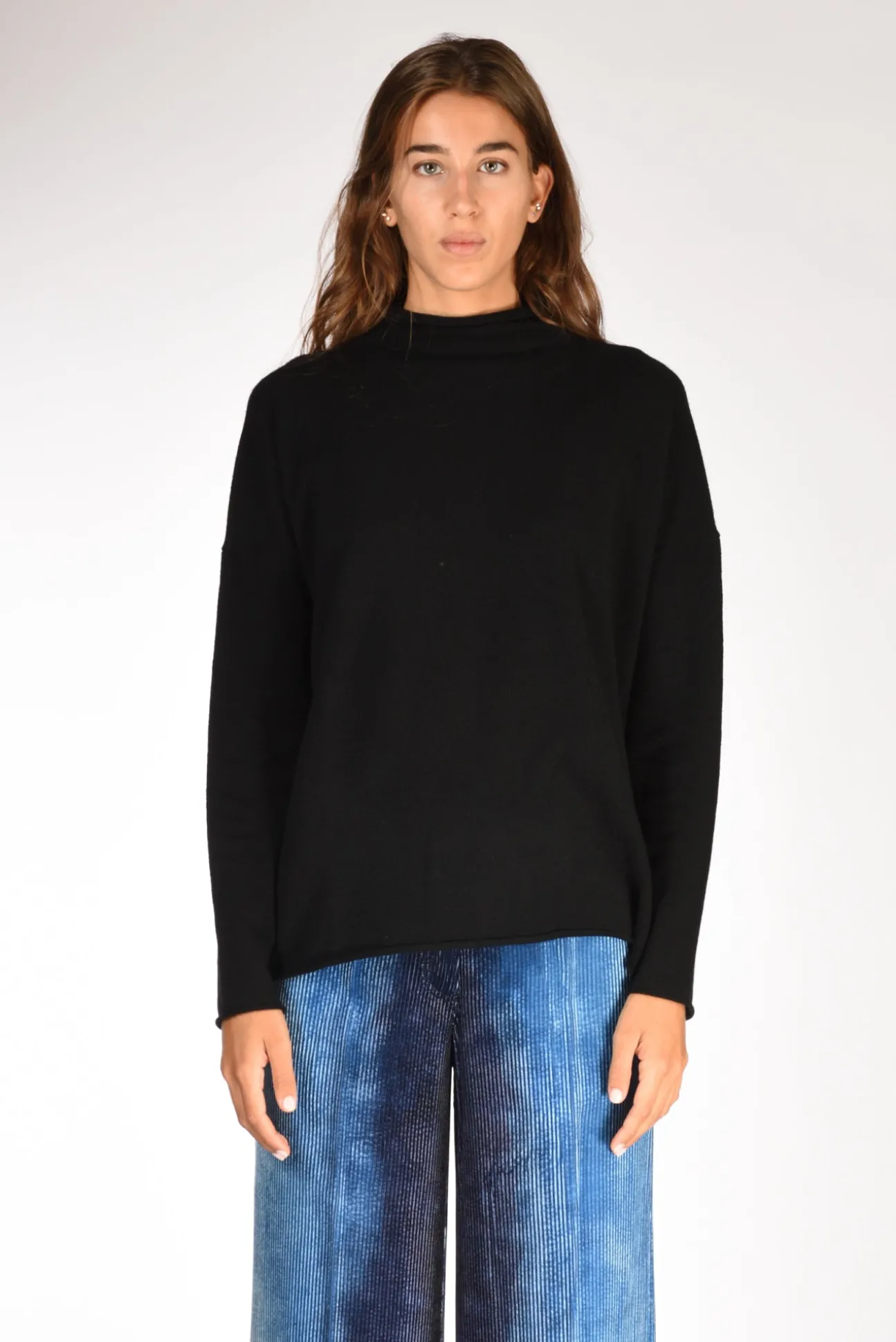 aglia_lupetto_nero_1.webp aglia lupetto nero