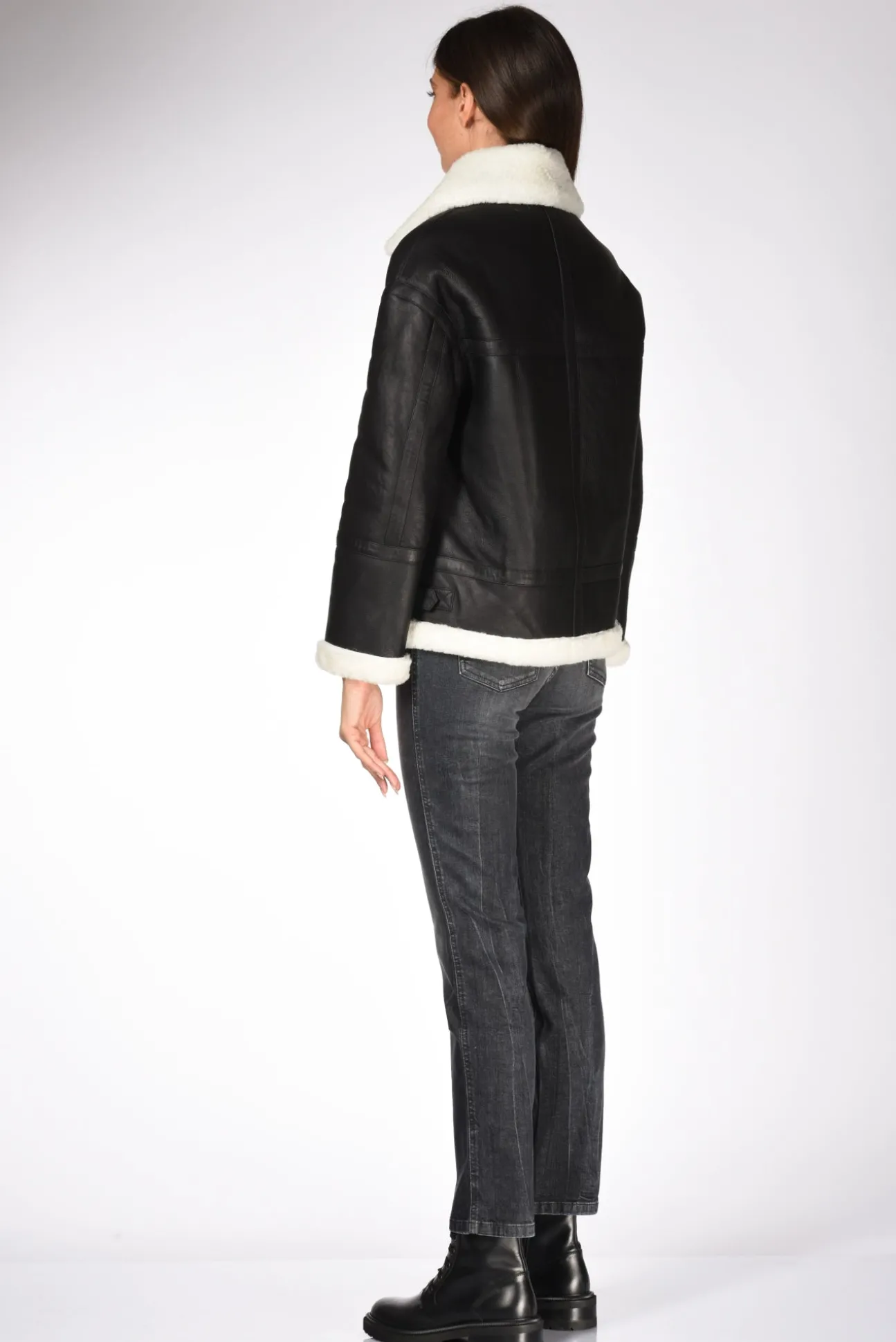 aviator_jkt_nerobianco_4.webp aviator jkt nero/bianco