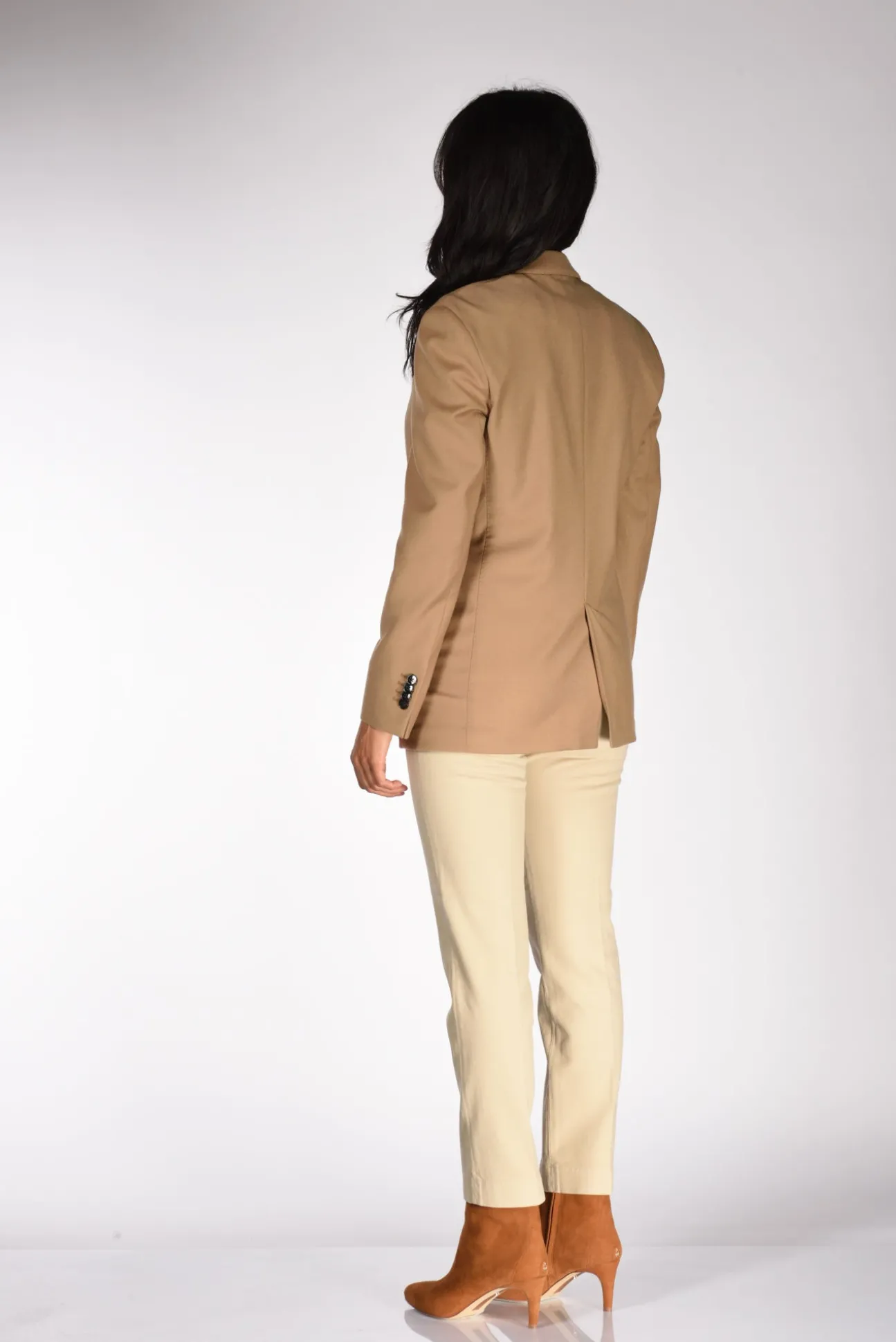 blazer_monopetto_beige_4.webp blazer monopetto beige