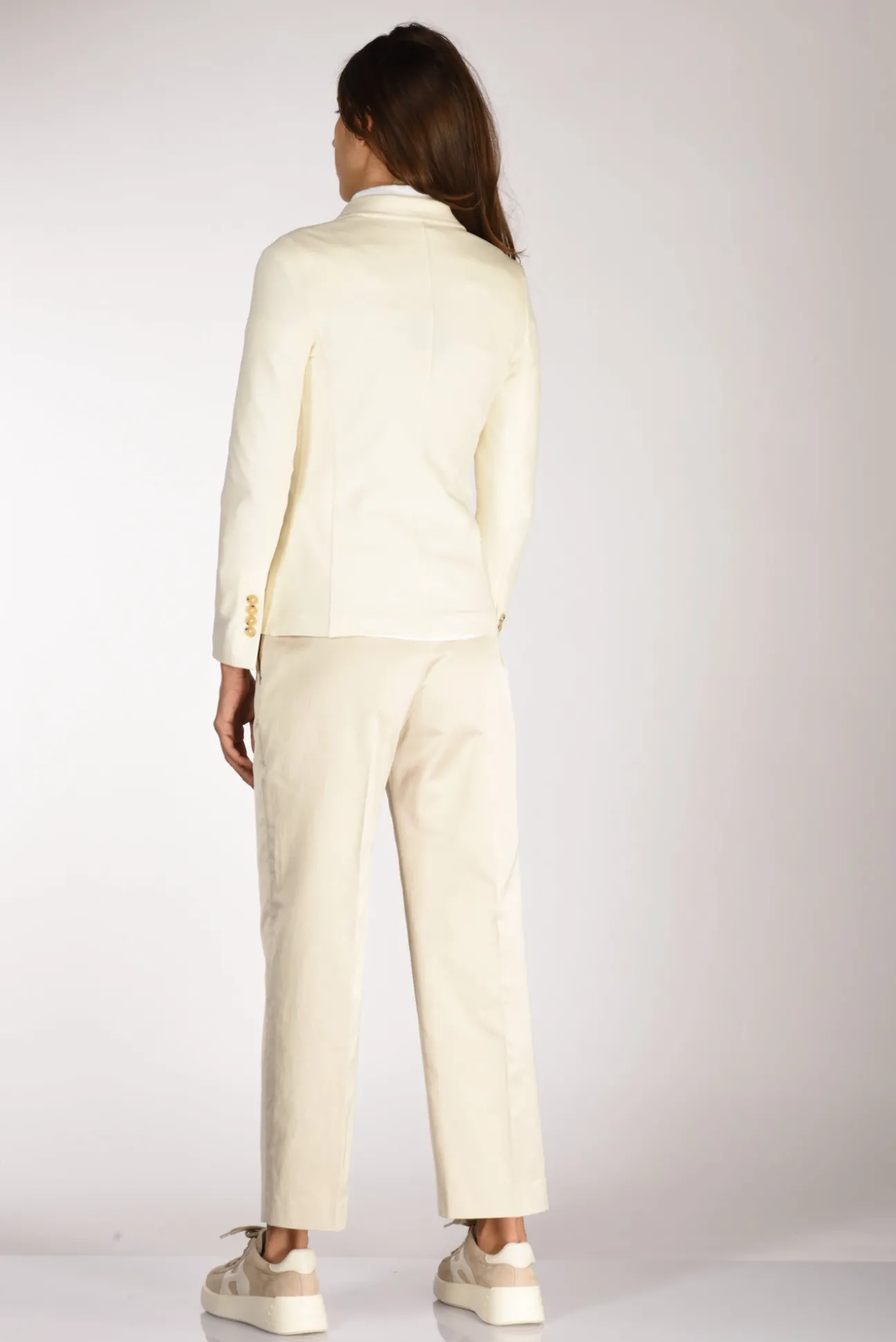 blazer_monopetto_bianco_l_4-1.webp blazer monopetto bianco latte