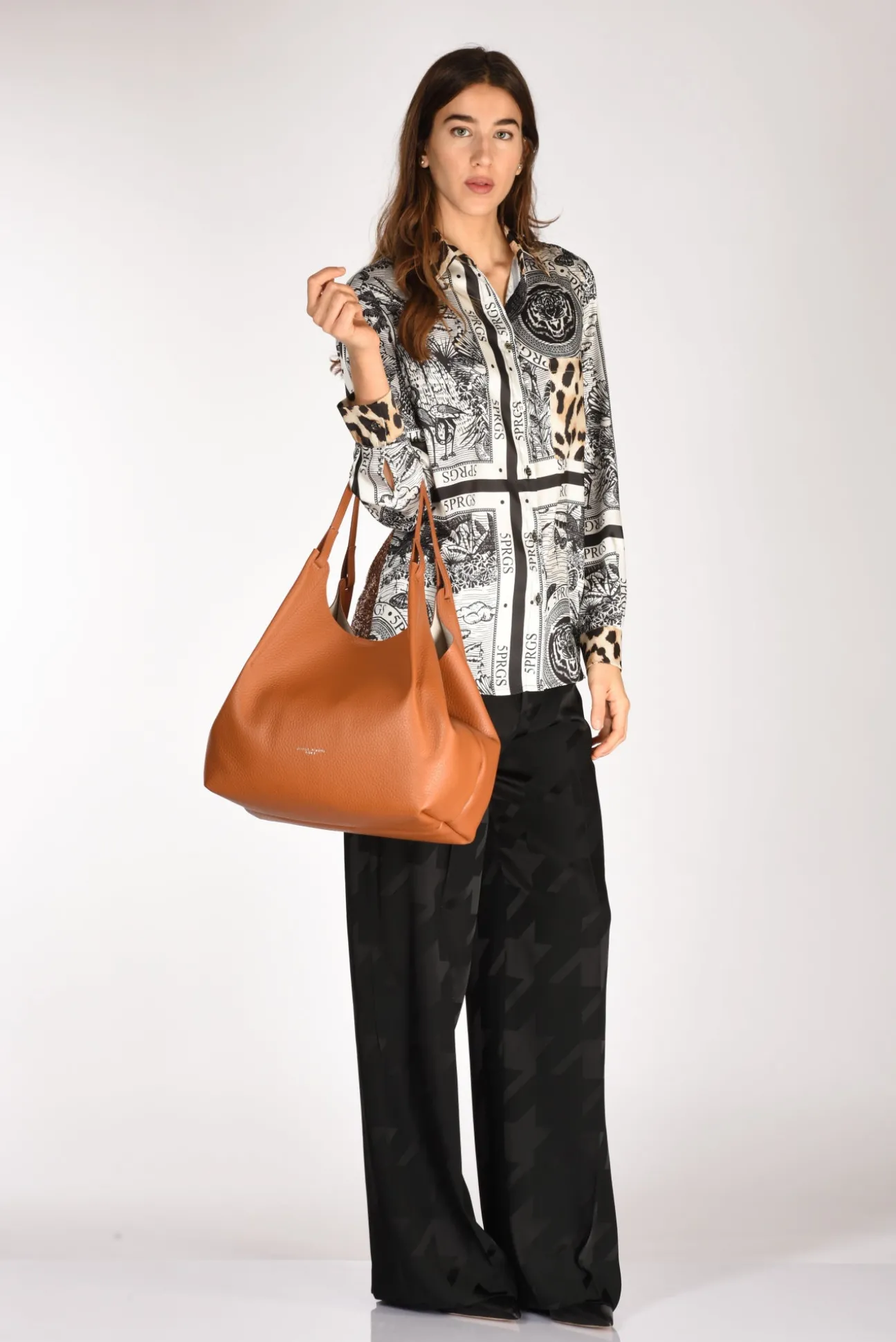 borsa_dua_marrone_chiaro_1.webp borsa dua marrone chiaro