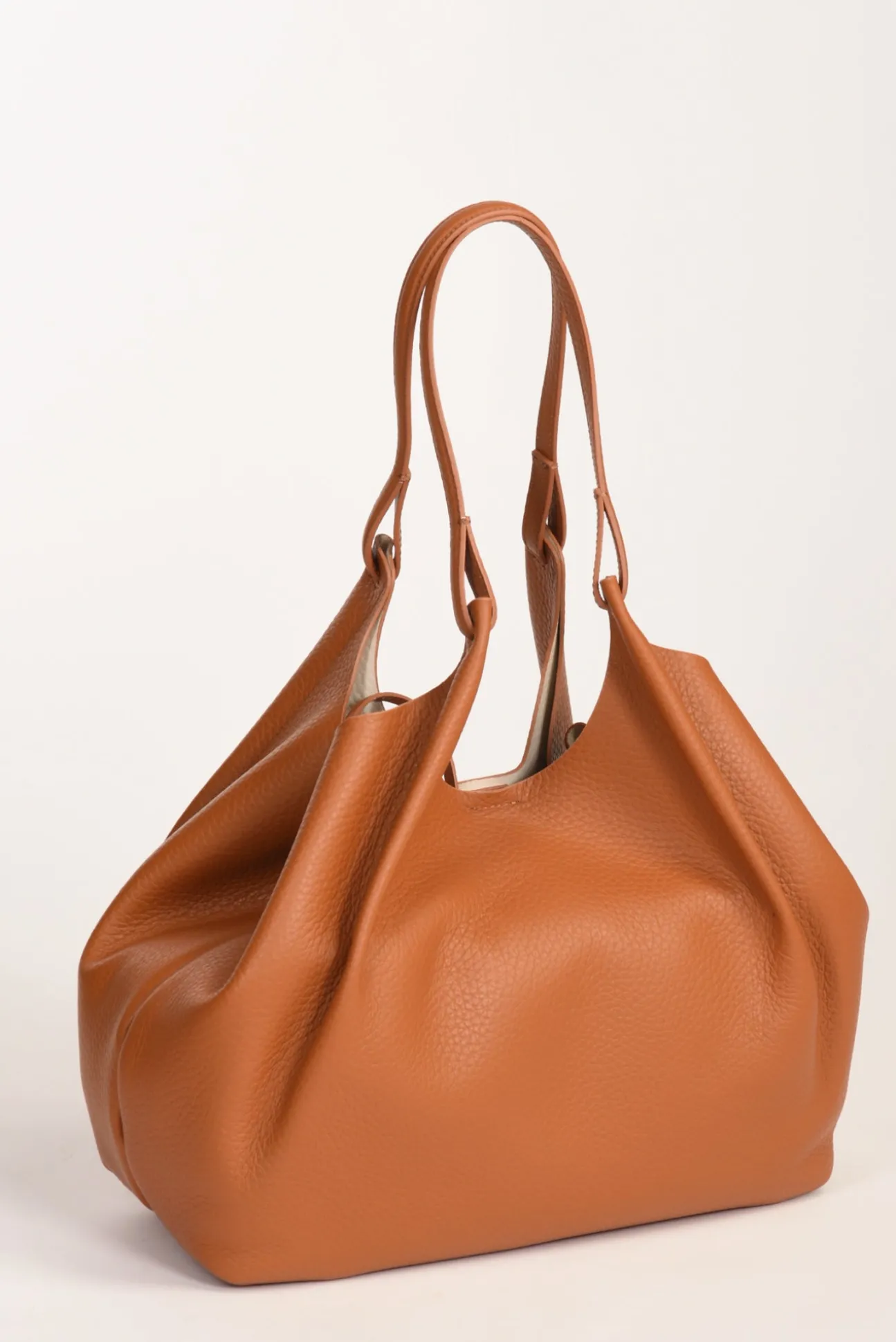 borsa_dua_marrone_chiaro_5.webp borsa dua marrone chiaro