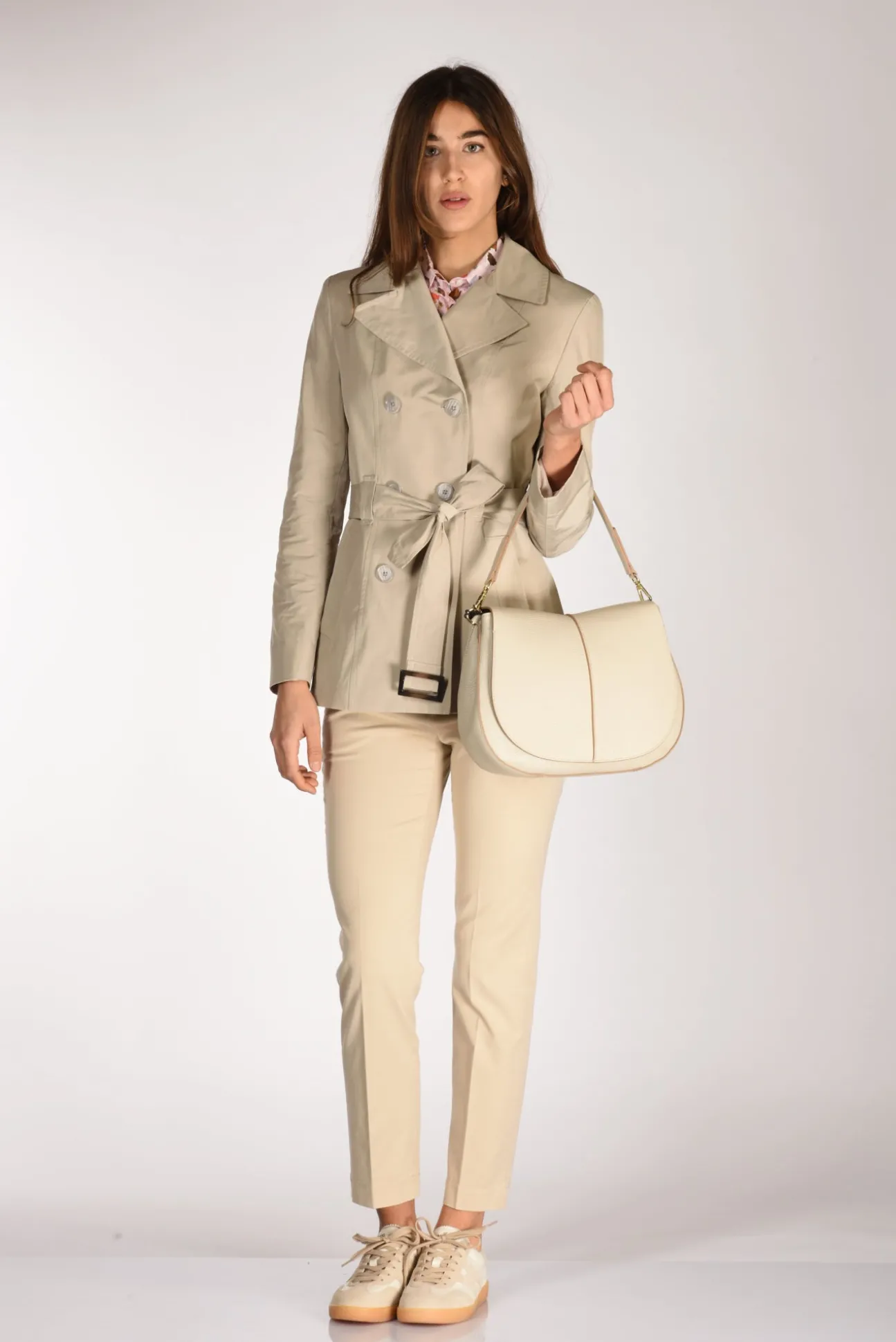 borsa_helena_round_beige__1-3.webp borsa helena round beige chiaro