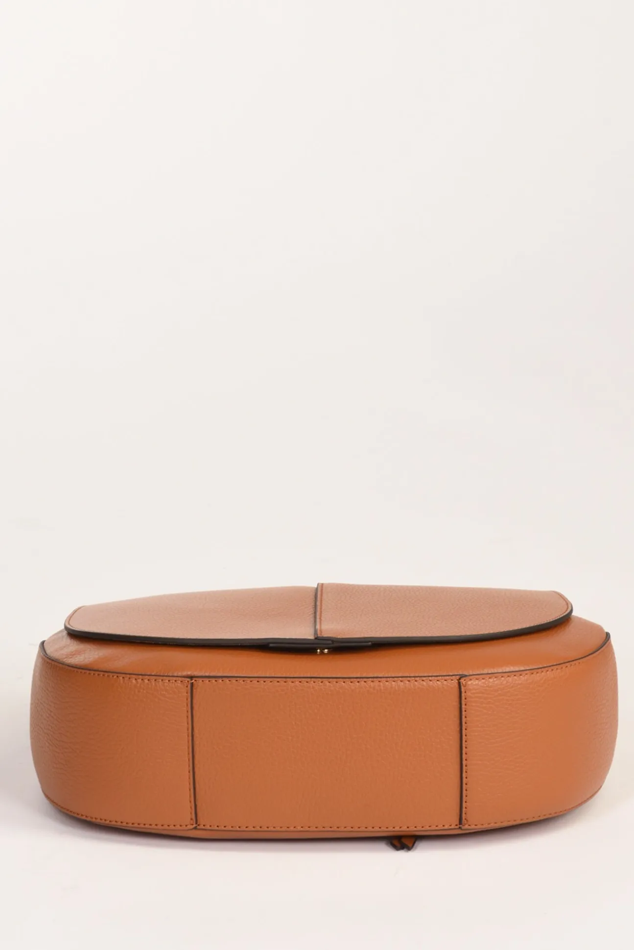 borsa_helena_round_beige__6-4.webp borsa helena round beige scuro