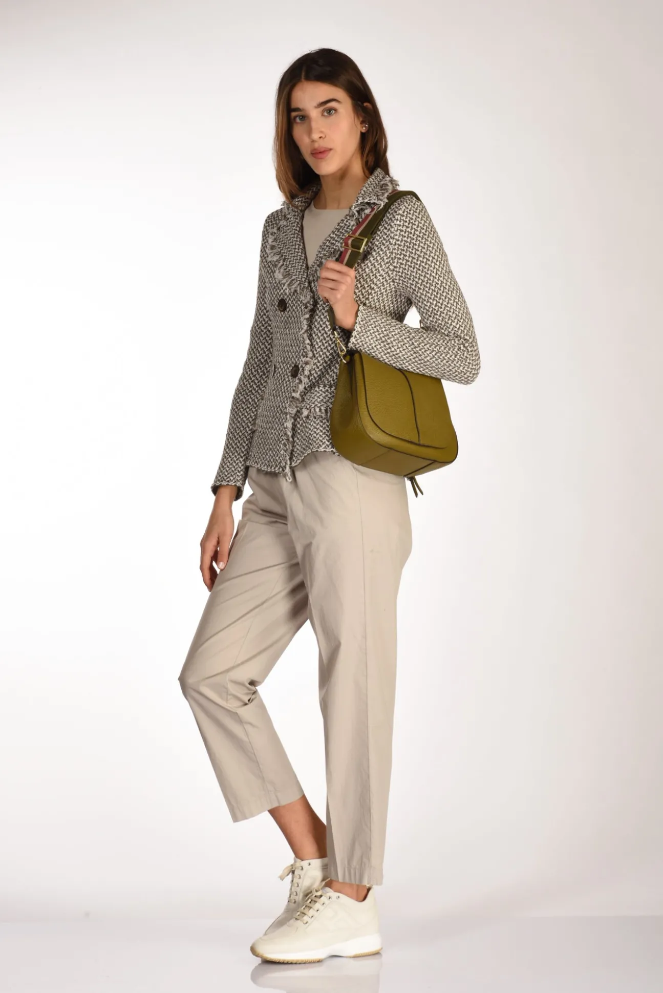 borsa_helena_round_verde__1-1.webp borsa helena round verde olivo