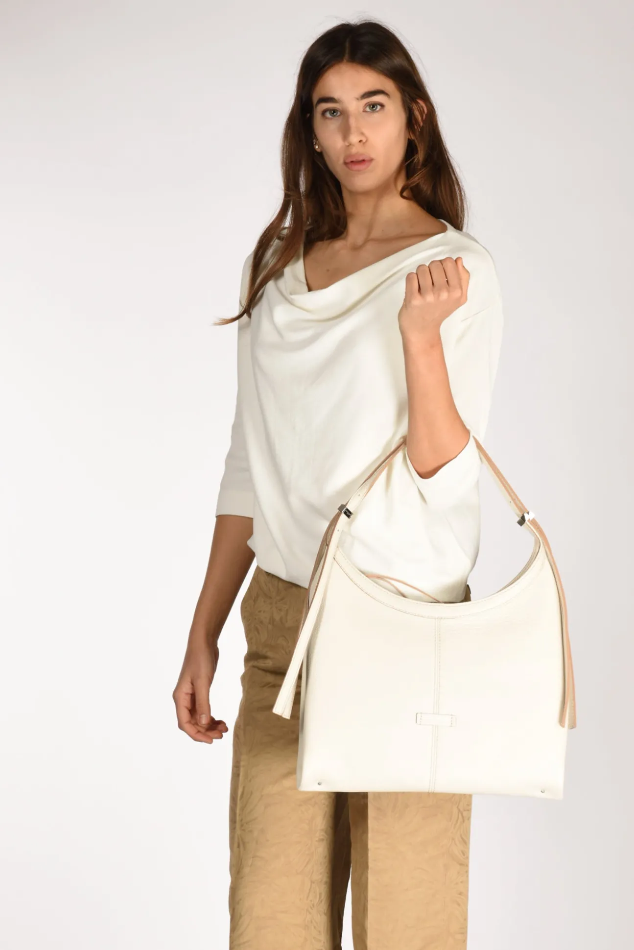 borsa_norma_bianco_natura_1.webp borsa norma bianco naturale