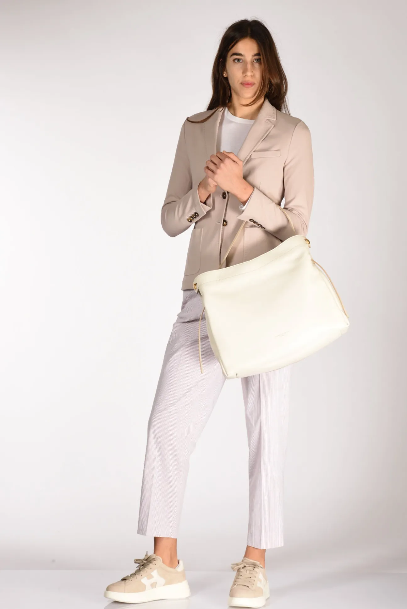 borsa_ottavia_bianco_natu_1.webp borsa ottavia bianco naturale