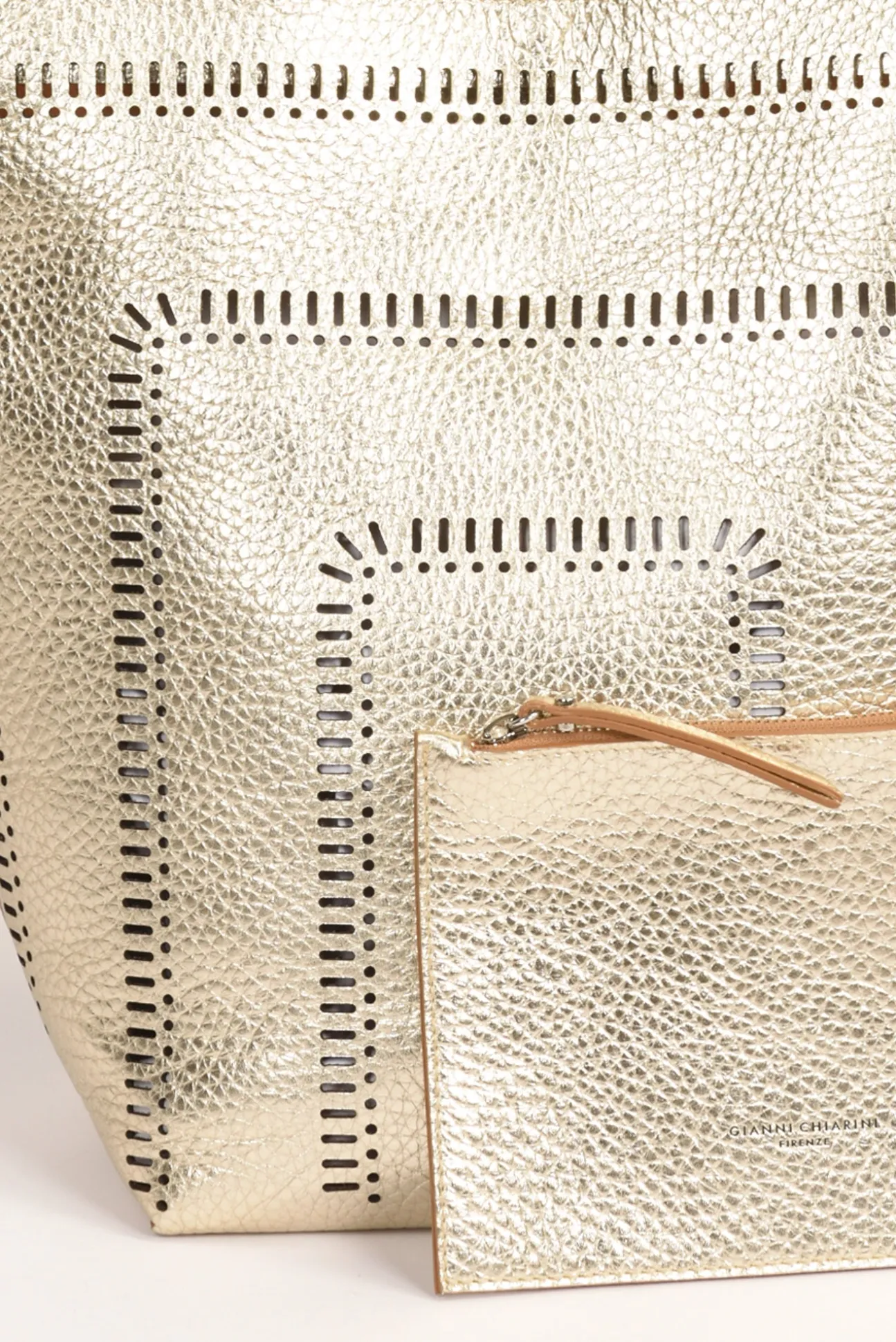 borsa_vanessa_oro_chiaro_3.webp borsa vanessa oro chiaro