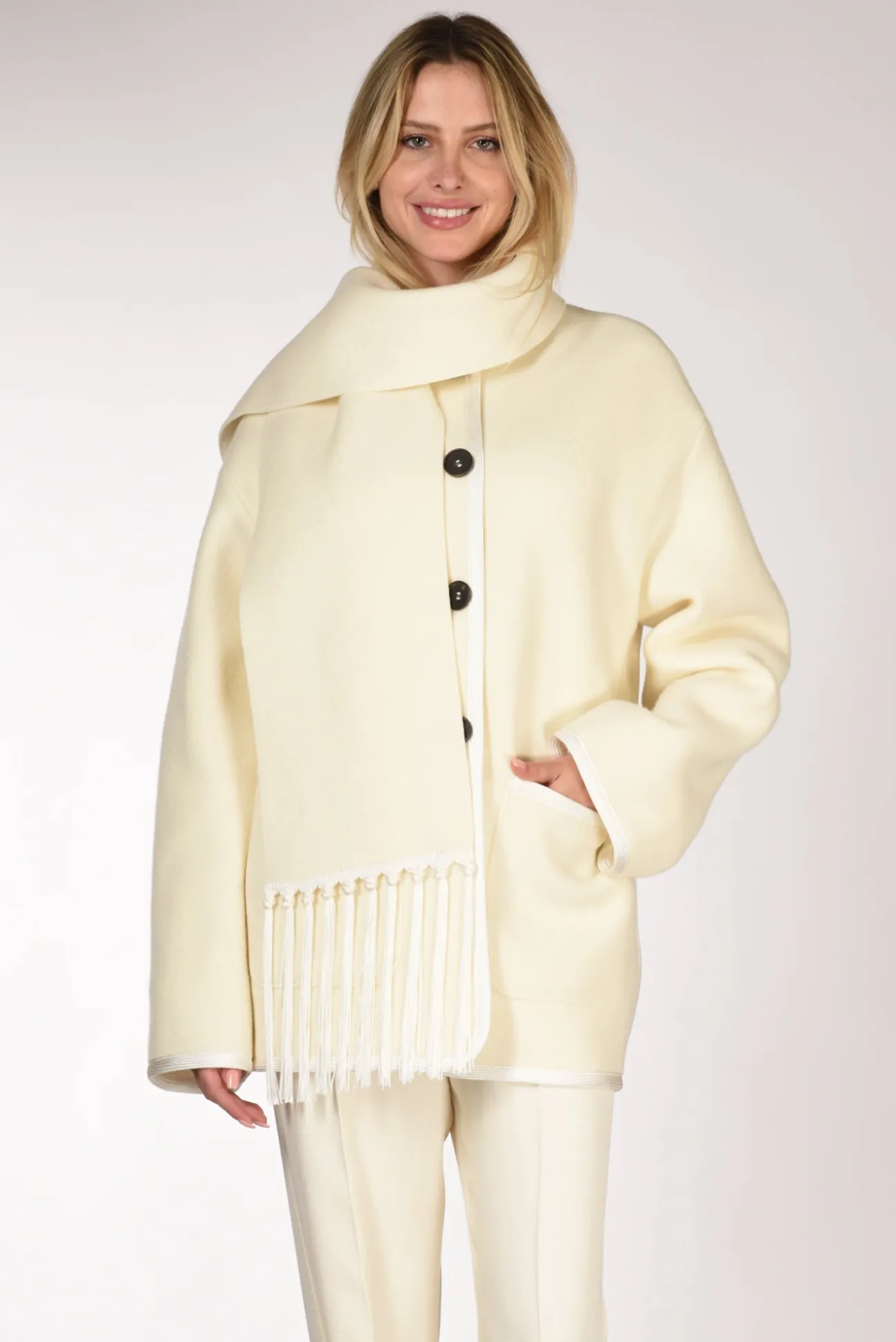 caban_stola_bianco_natura_0.webp caban stola bianco naturale