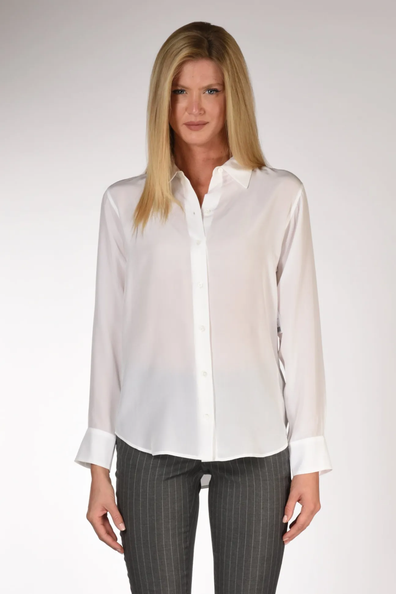 camicia_colletto_bianco_1-4.webp camicia colletto bianco