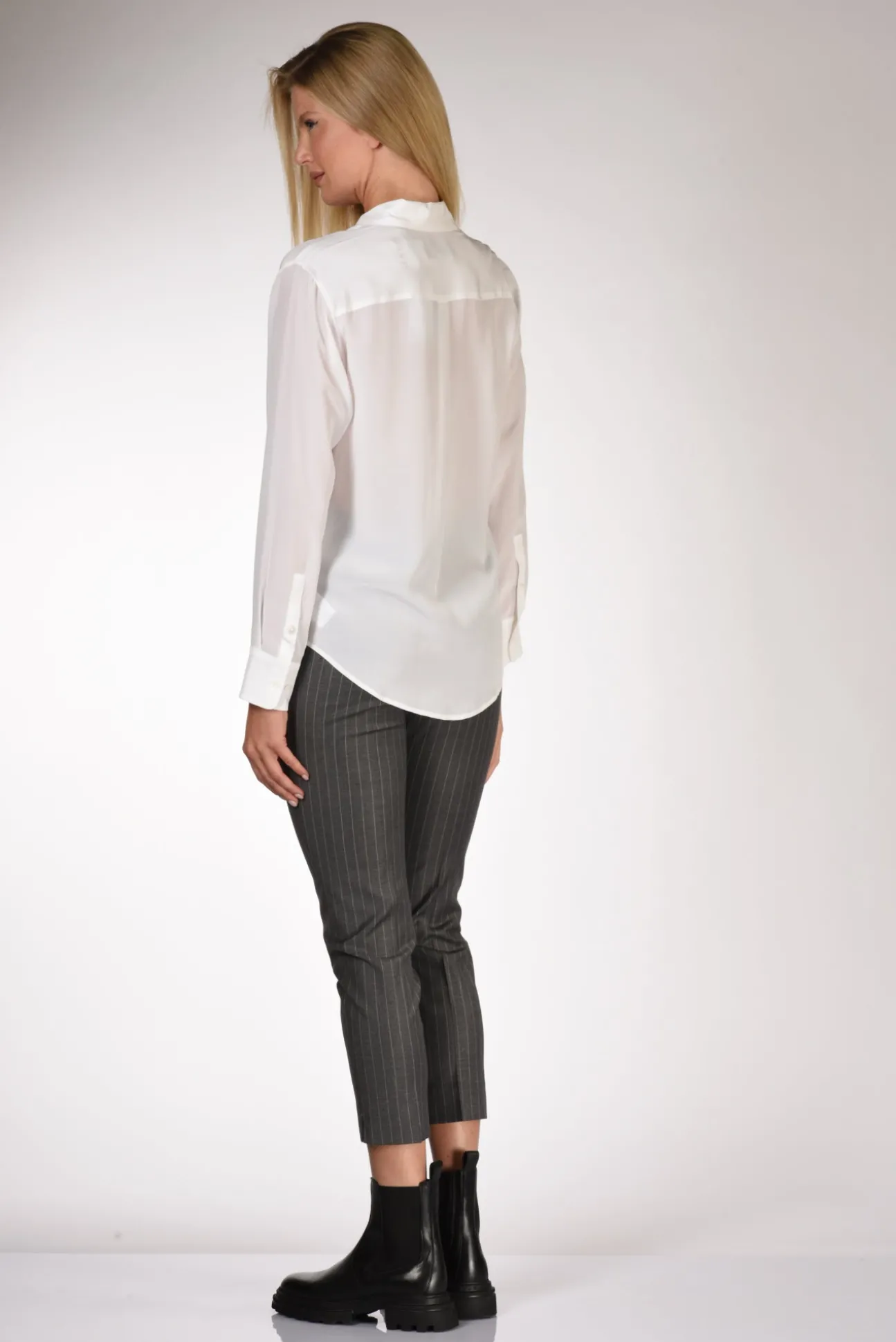 camicia_colletto_bianco_4-4.webp camicia colletto bianco