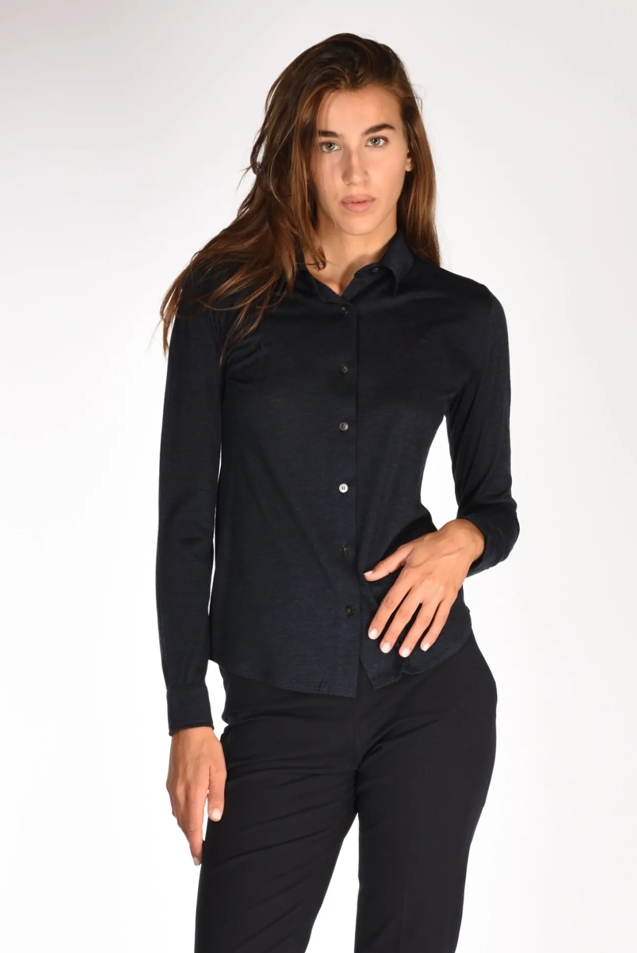 camicia_di_maglia_blu_0.webp camicia di maglia blu