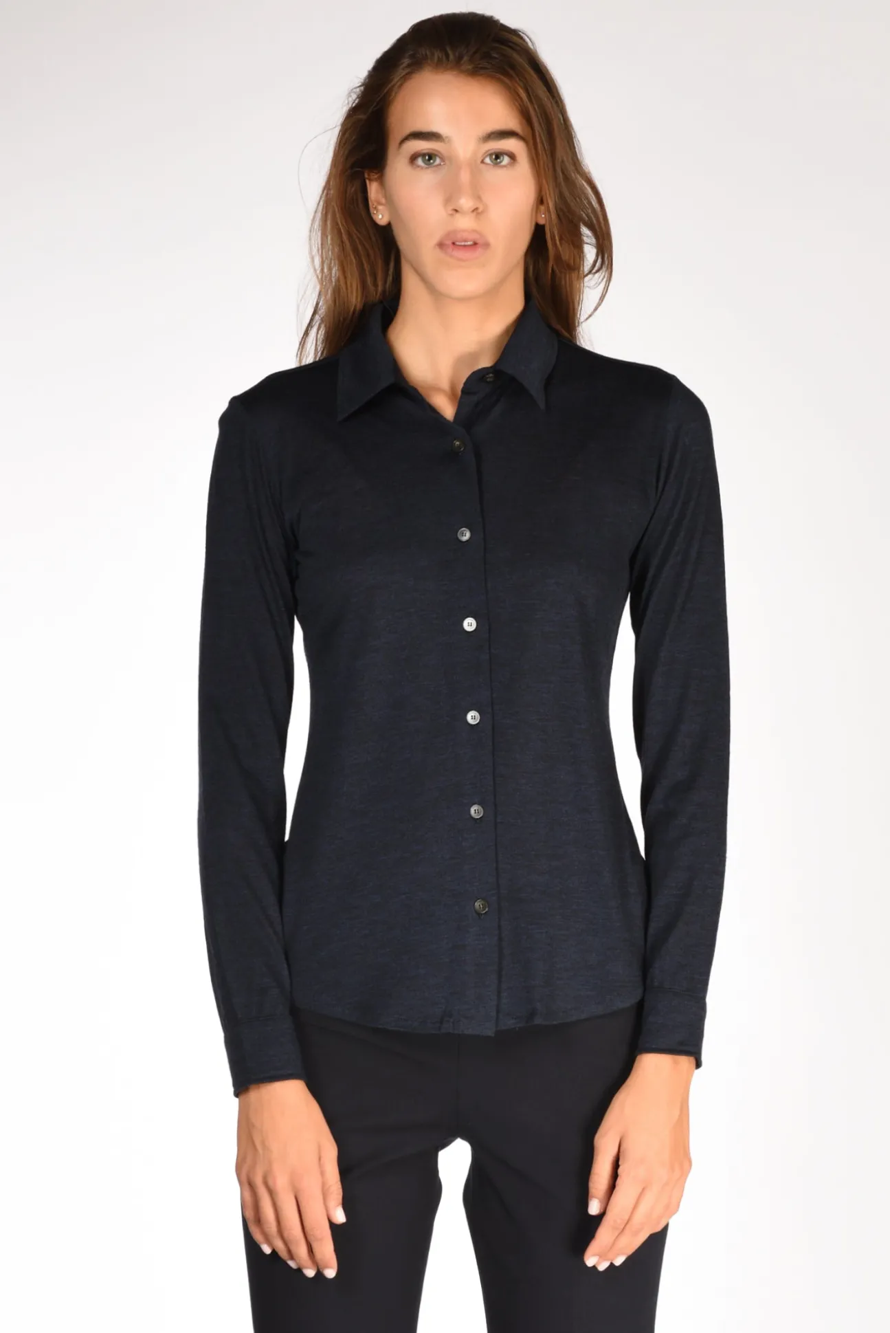 camicia_di_maglia_blu_1.webp camicia di maglia blu
