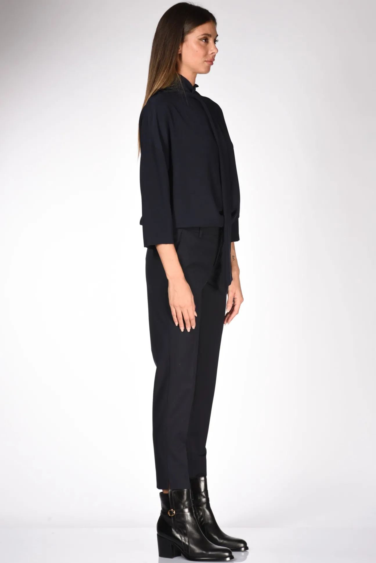 camicia_scialle_blu_2.webp camicia scialle blu