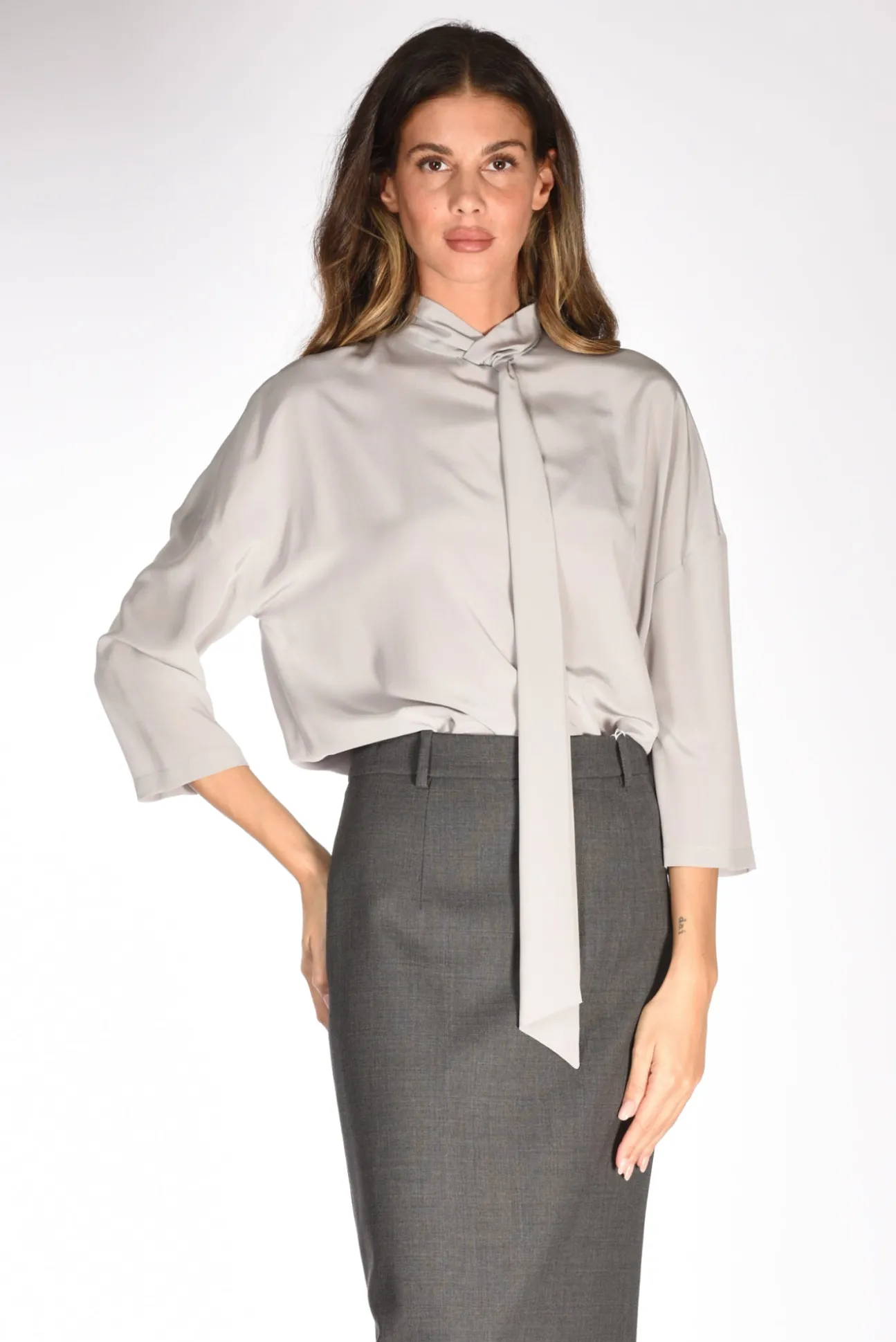 camicia_scialle_grigio_0.webp camicia scialle grigio