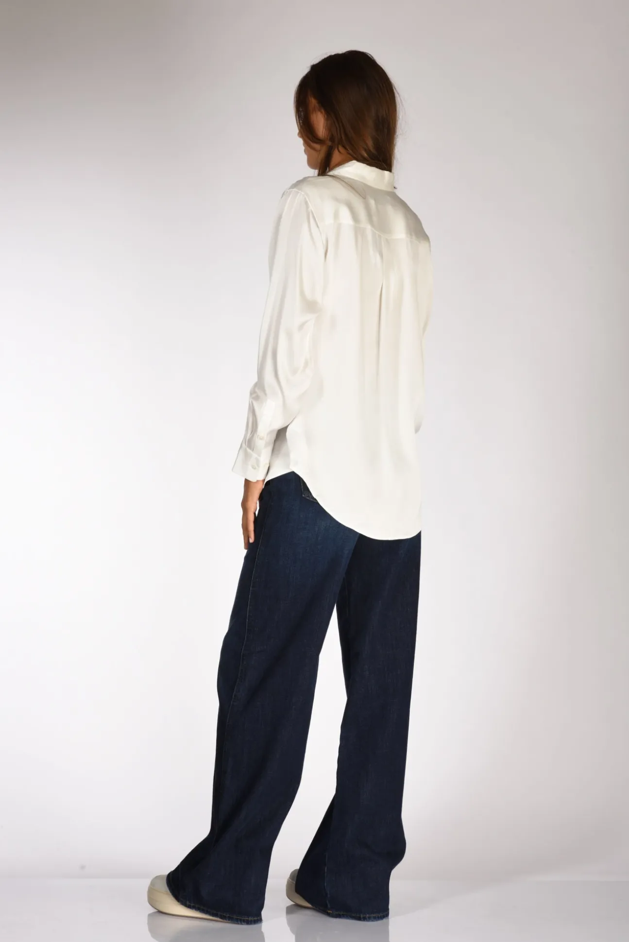 camicia_tasche_bianco_nat_4.webp camicia tasche bianco naturale