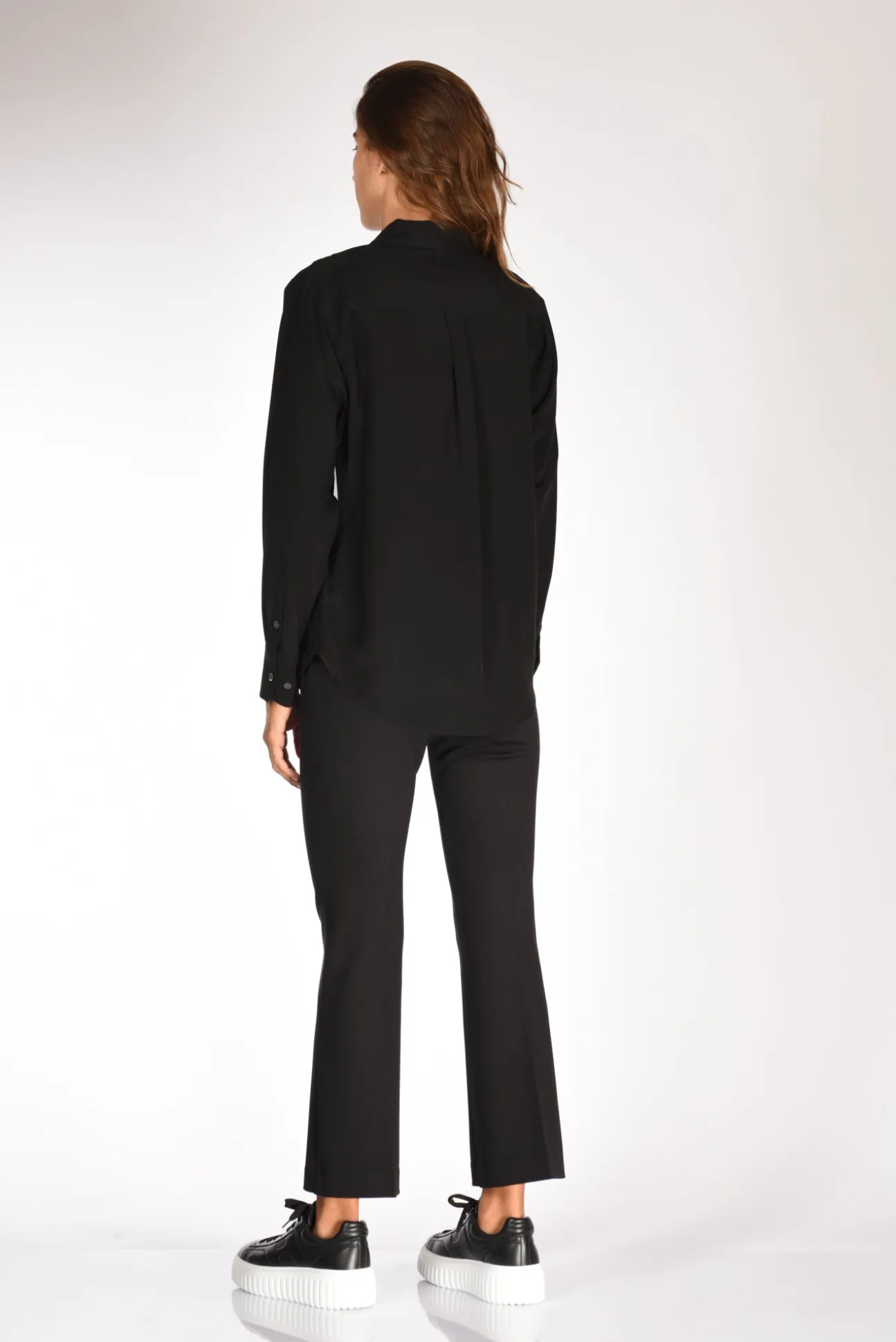 camicia_tasche_nero_4.webp camicia tasche nero