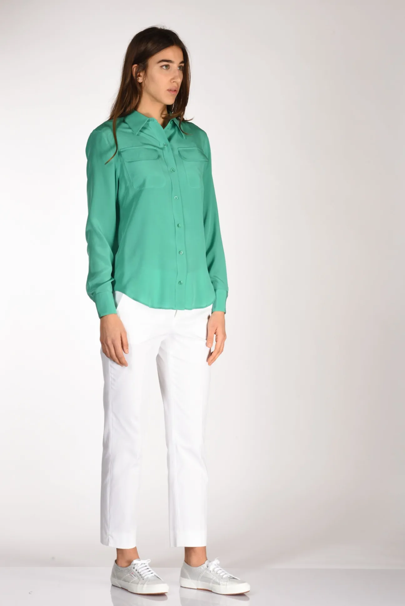 camicia_tasche_verde_3.webp camicia tasche verde