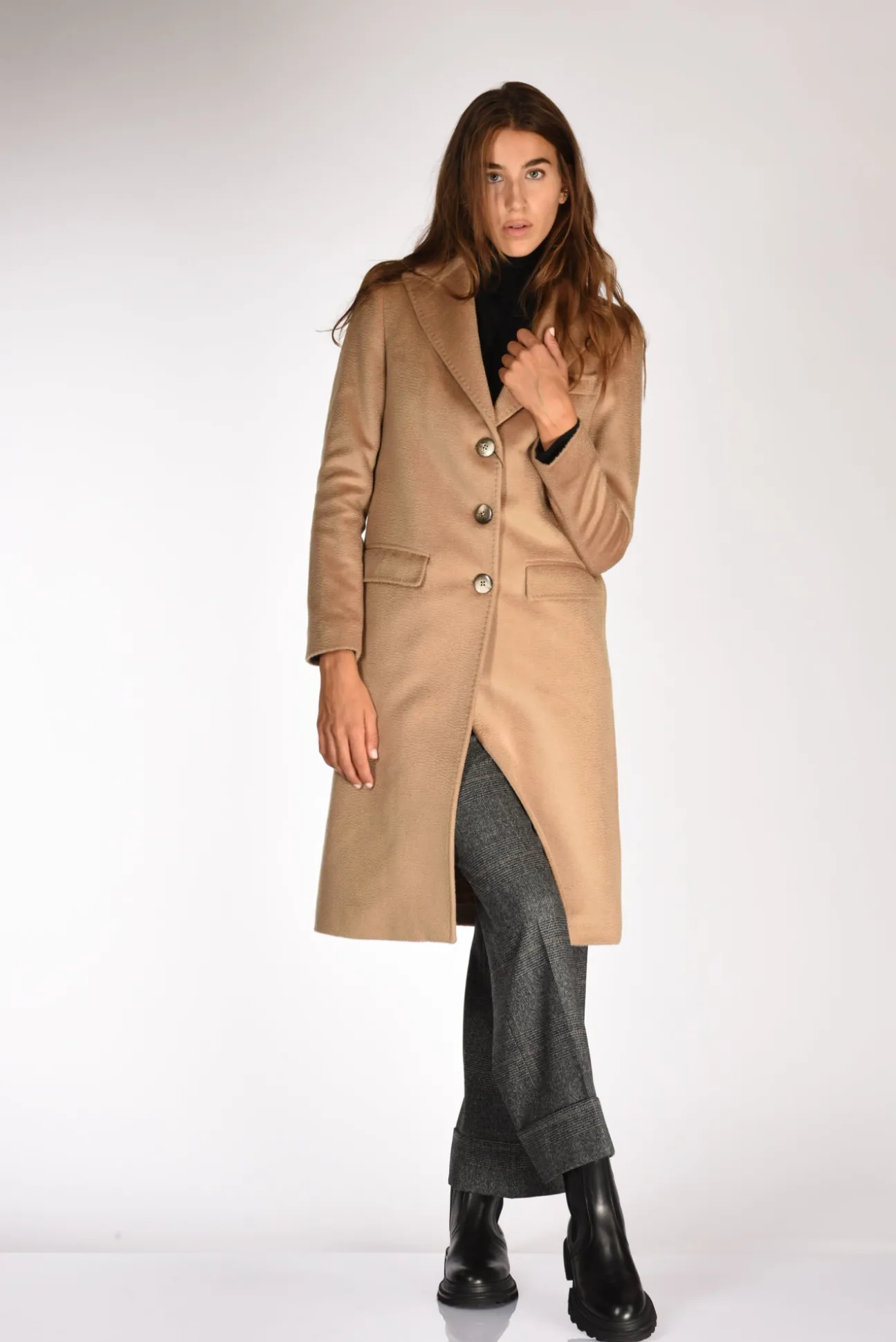 cappotto_beige_0-2.webp cappotto beige