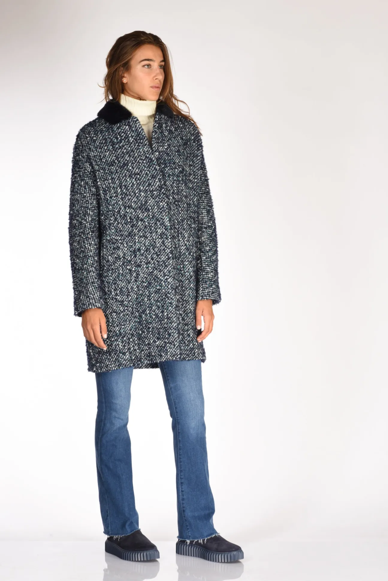 cappotto_colletto_blu_mel_3.webp cappotto colletto blu melange