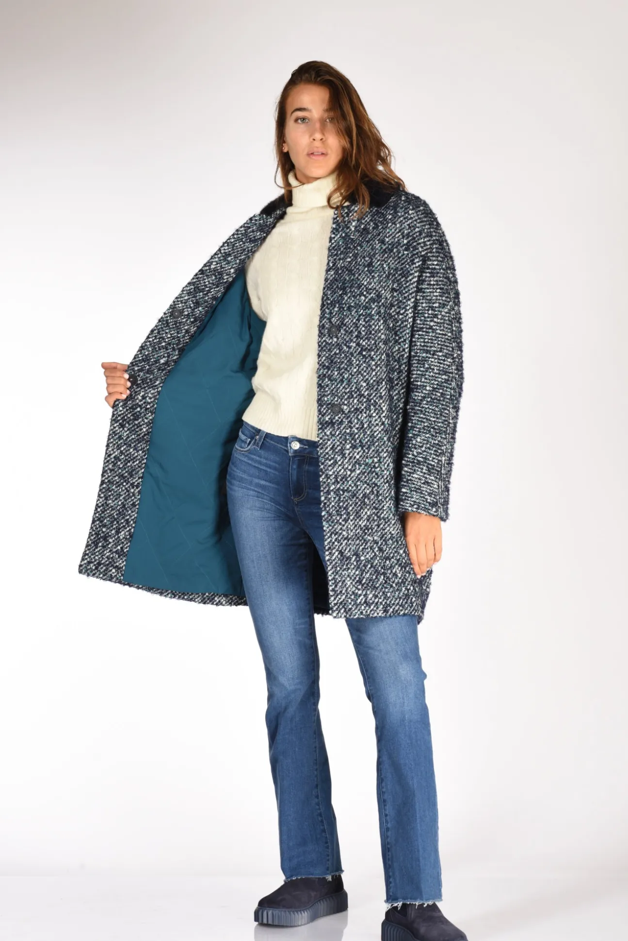 cappotto_colletto_blu_mel_5.webp cappotto colletto blu melange