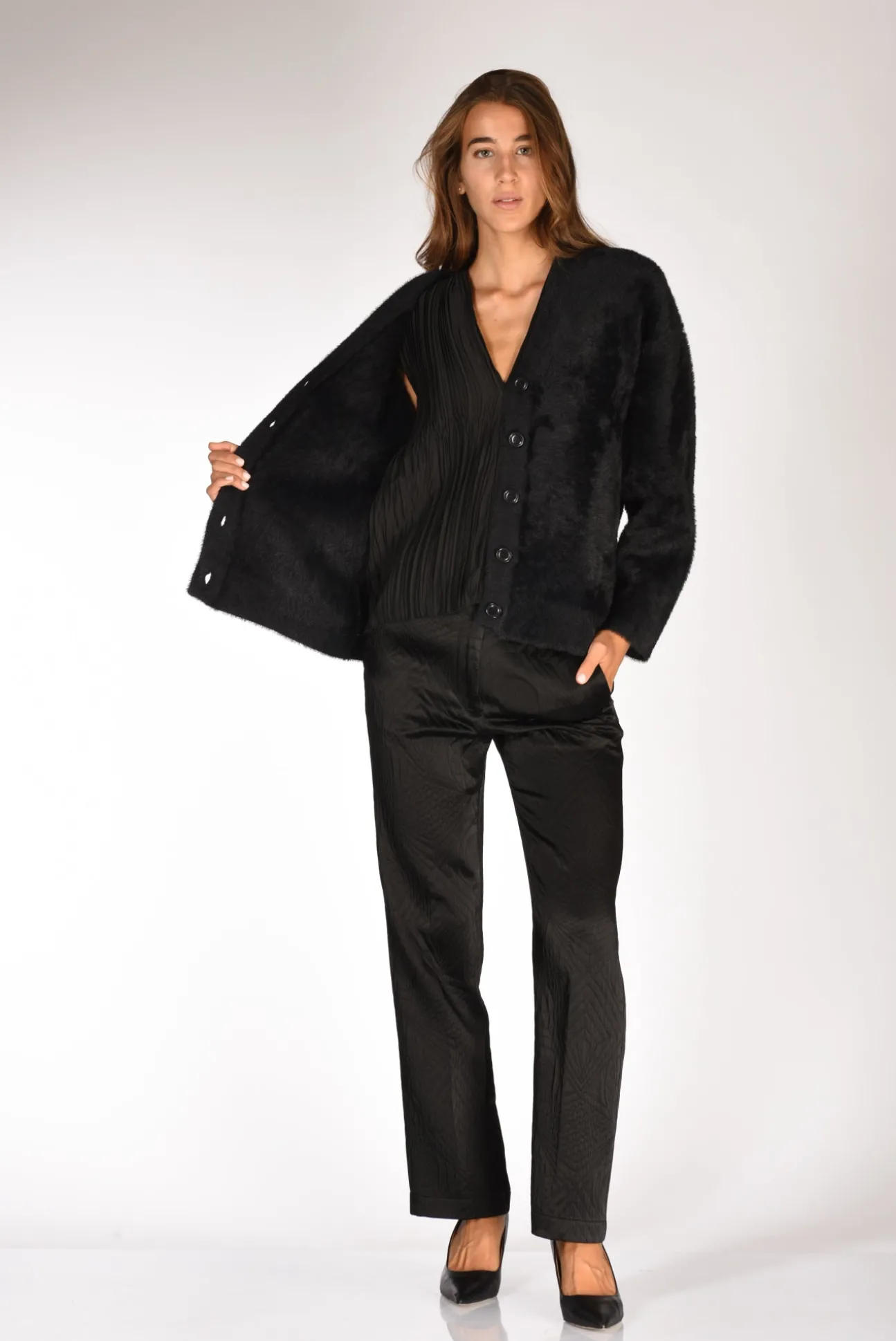 cardigan_ecofur_nero_5.webp cardigan ecofur nero