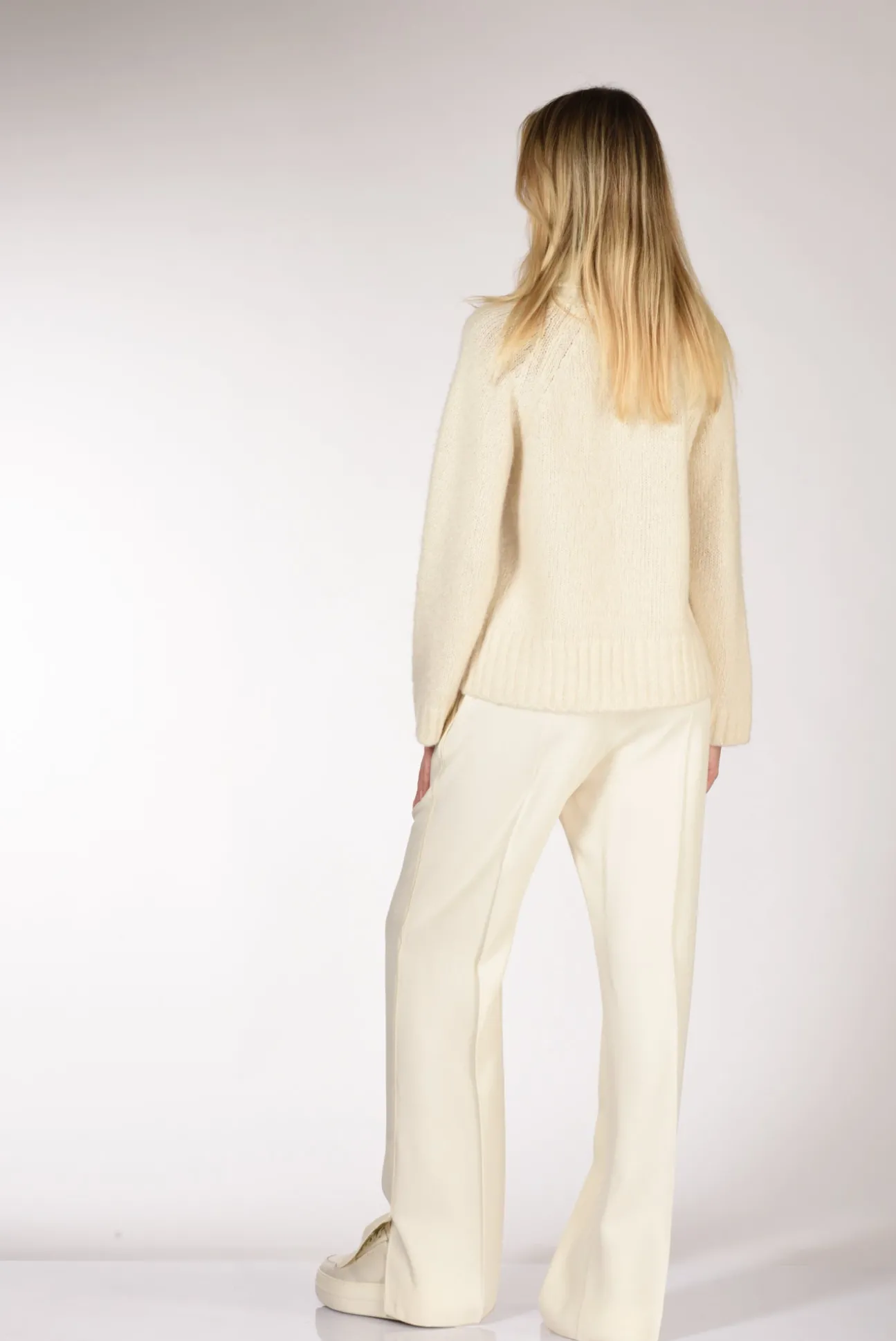 collo_alto_bianco_4.webp collo alto bianco