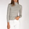 collo alto grigio chiaro