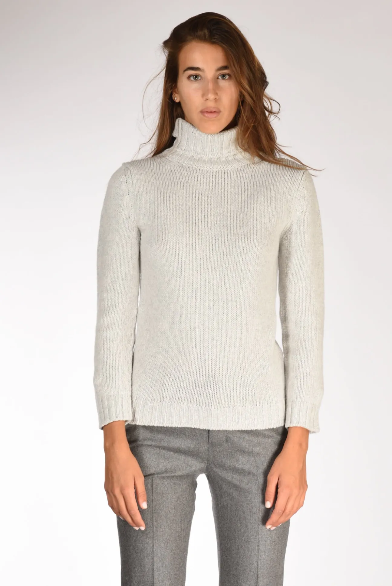 collo_alto_grigio_chiaro_1.webp collo alto grigio chiaro