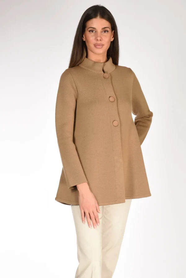 giacca di maglia beige cammello
