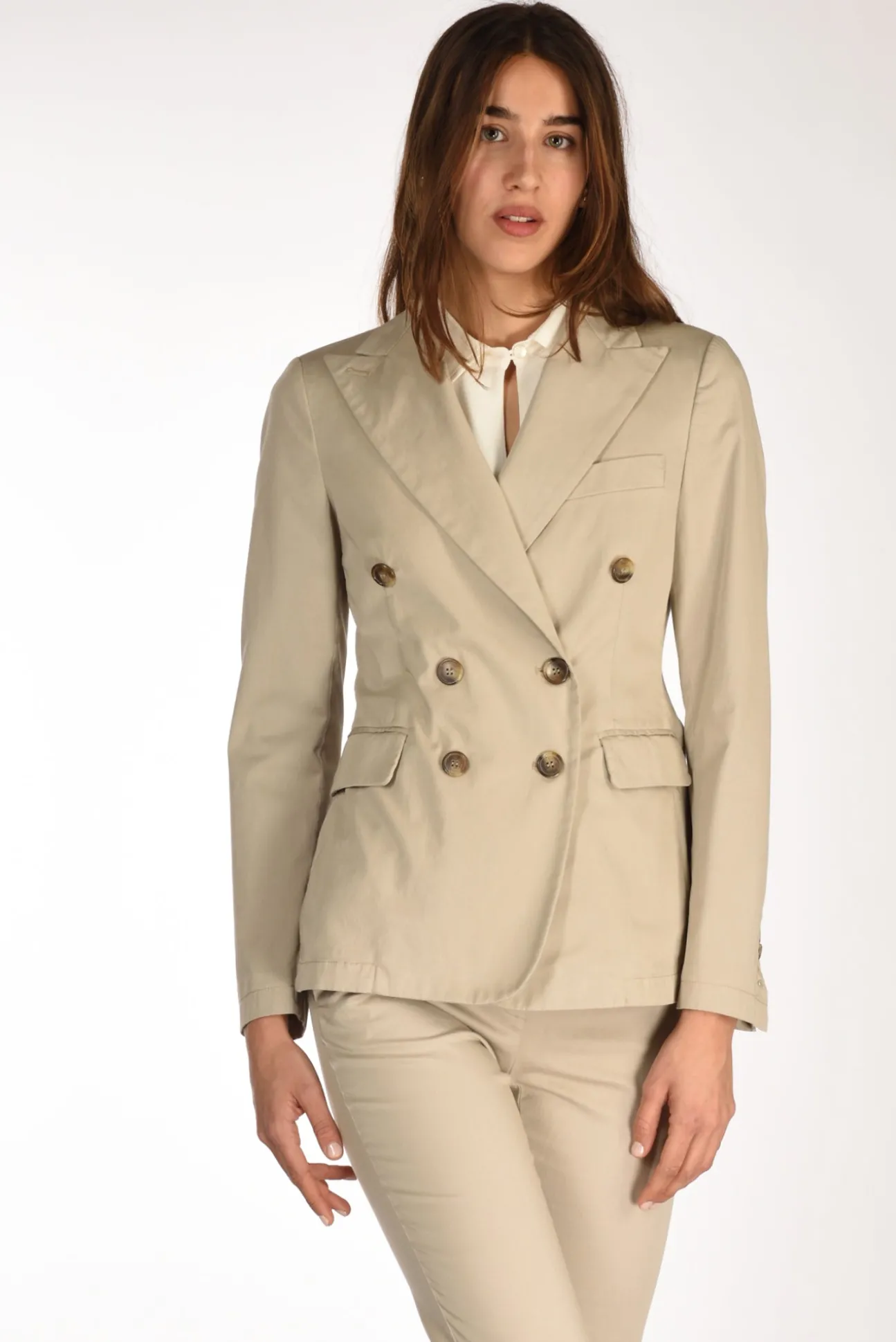 giacca_lauren_beige_0.webp giacca lauren beige