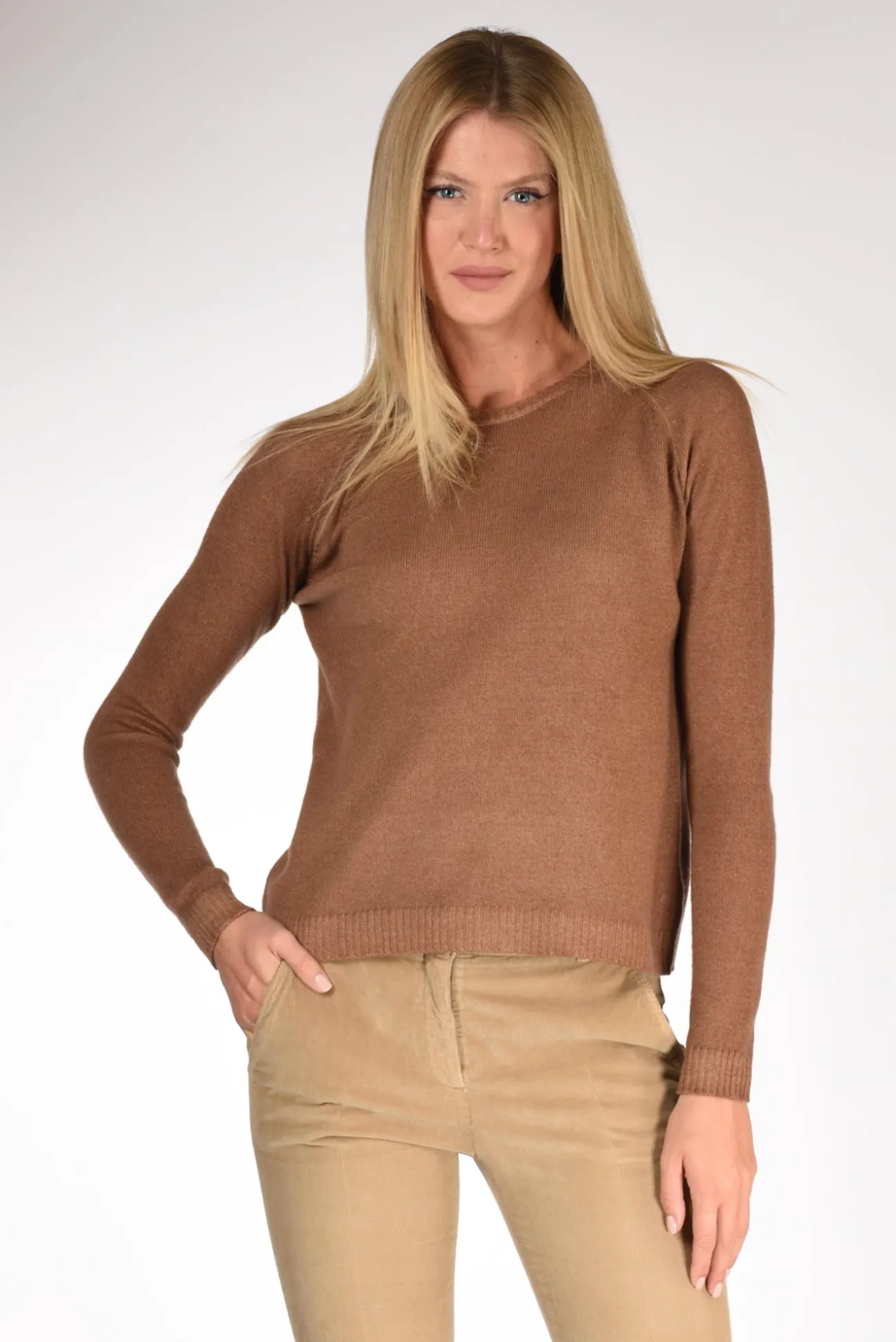 girocollo_beige_scuro_0.webp girocollo beige scuro