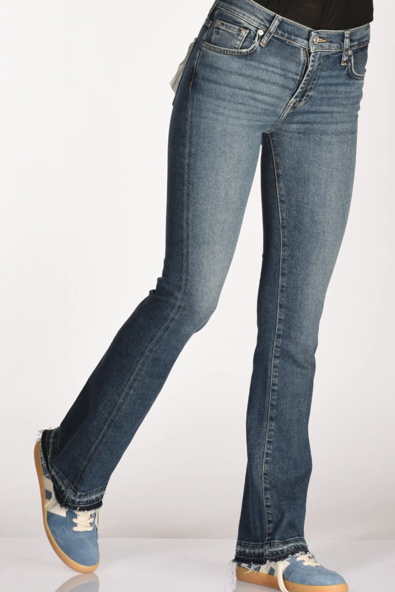 jeans_bootcut_blu_0.webp jeans bootcut blu