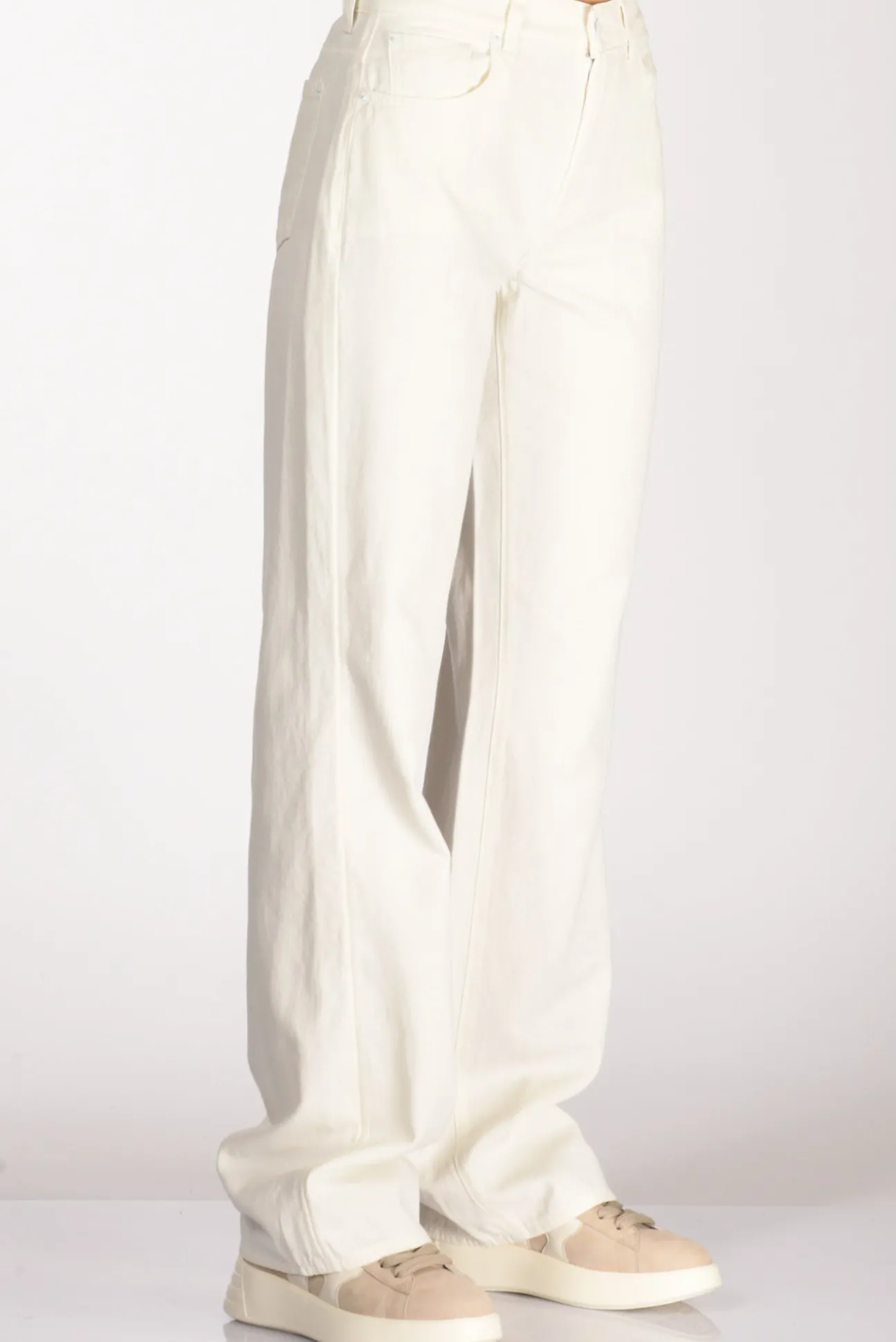 jeans_ostuni_bianco_3.webp jeans ostuni bianco