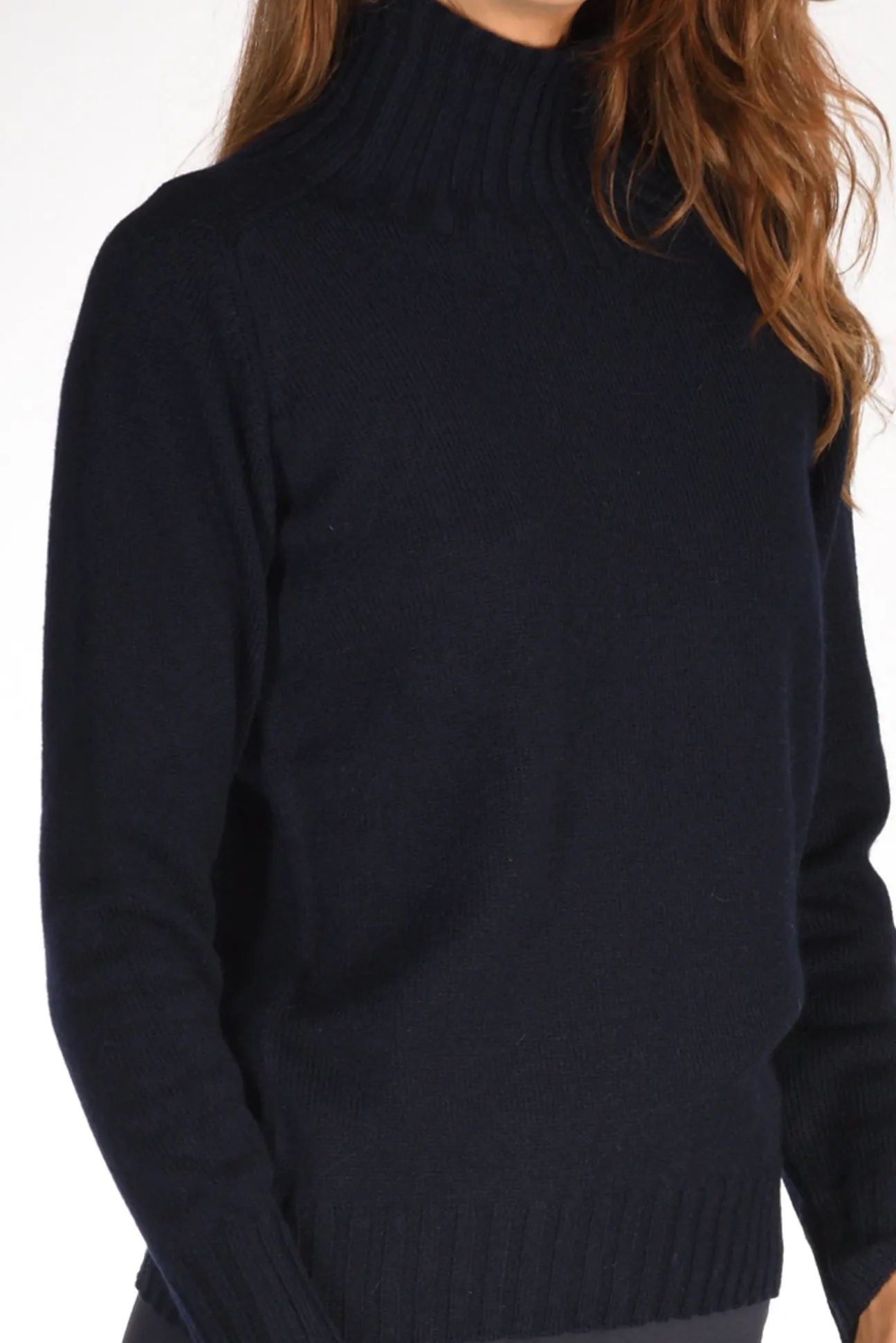 maglia_collo_alto_blu_2.webp maglia collo alto blu