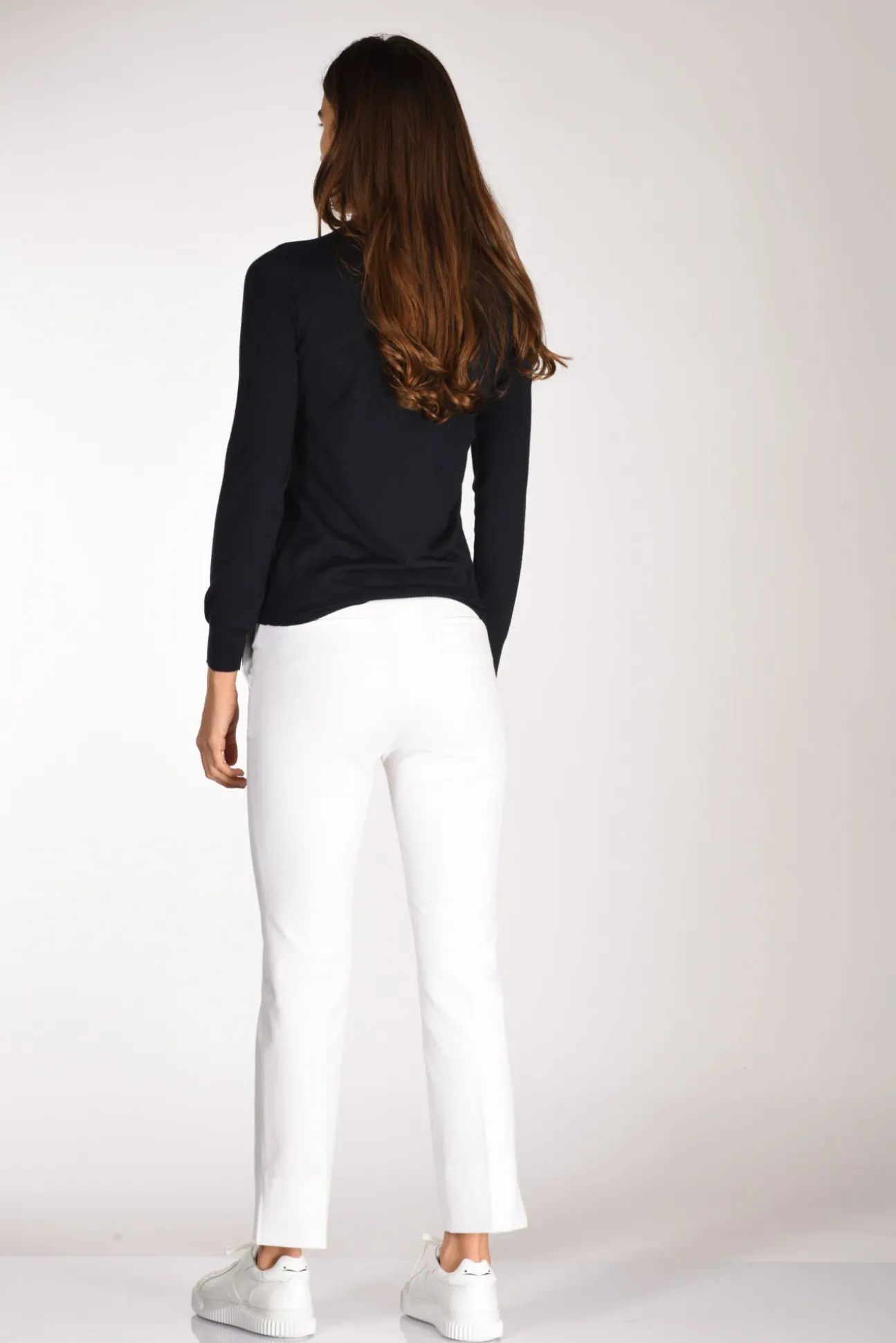 maglia_girocollo_blu_4.webp maglia girocollo blu