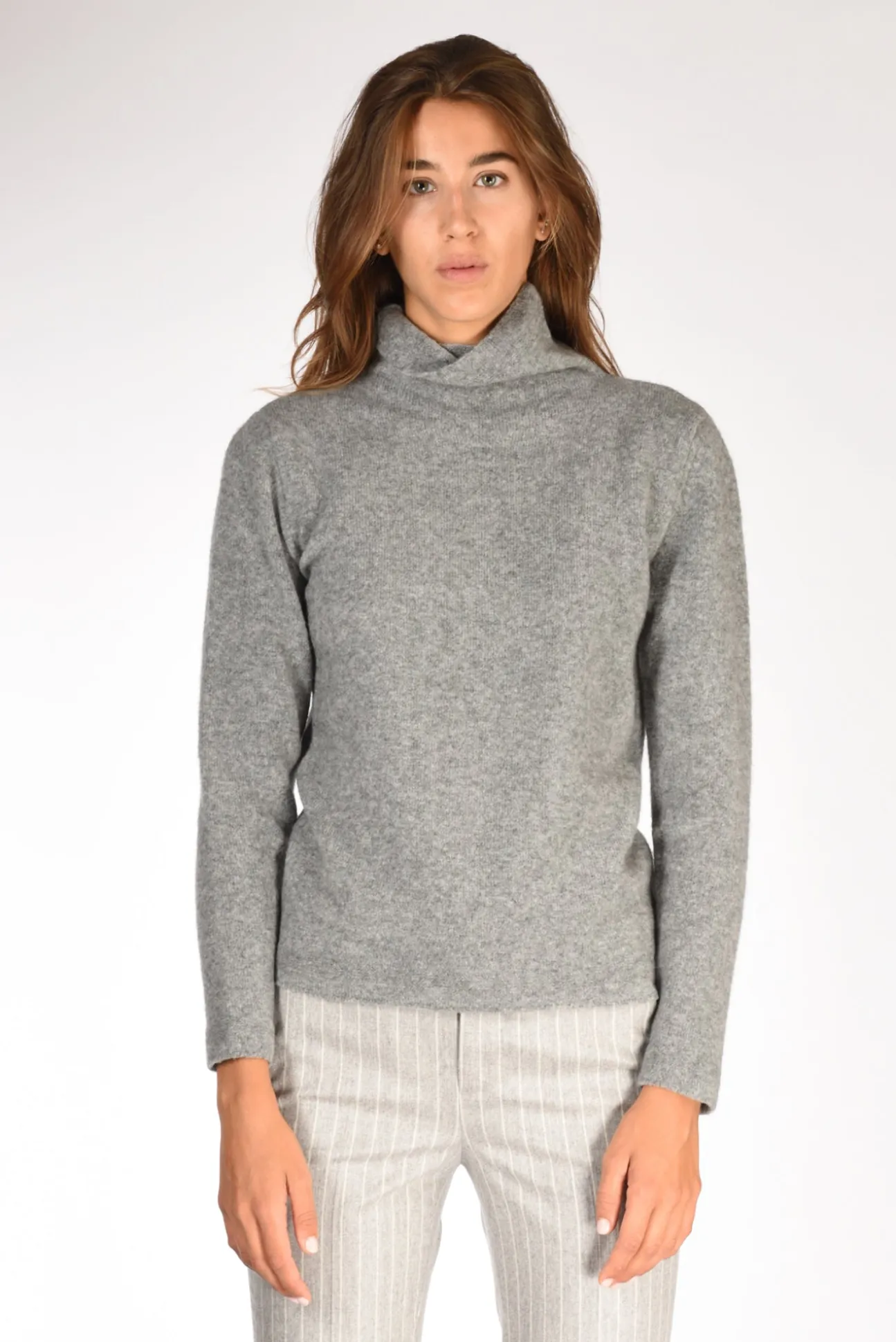 maglia_grigio_1-2.webp maglia grigio
