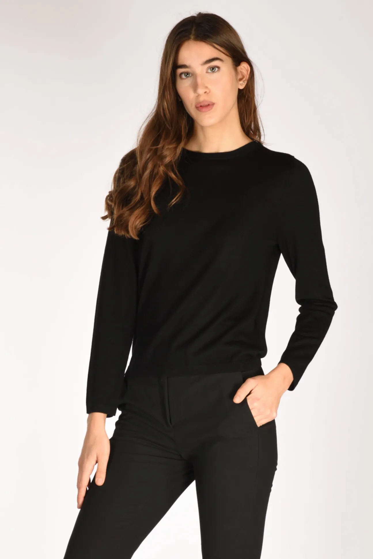 maglia_nero_0-1.webp maglia nero