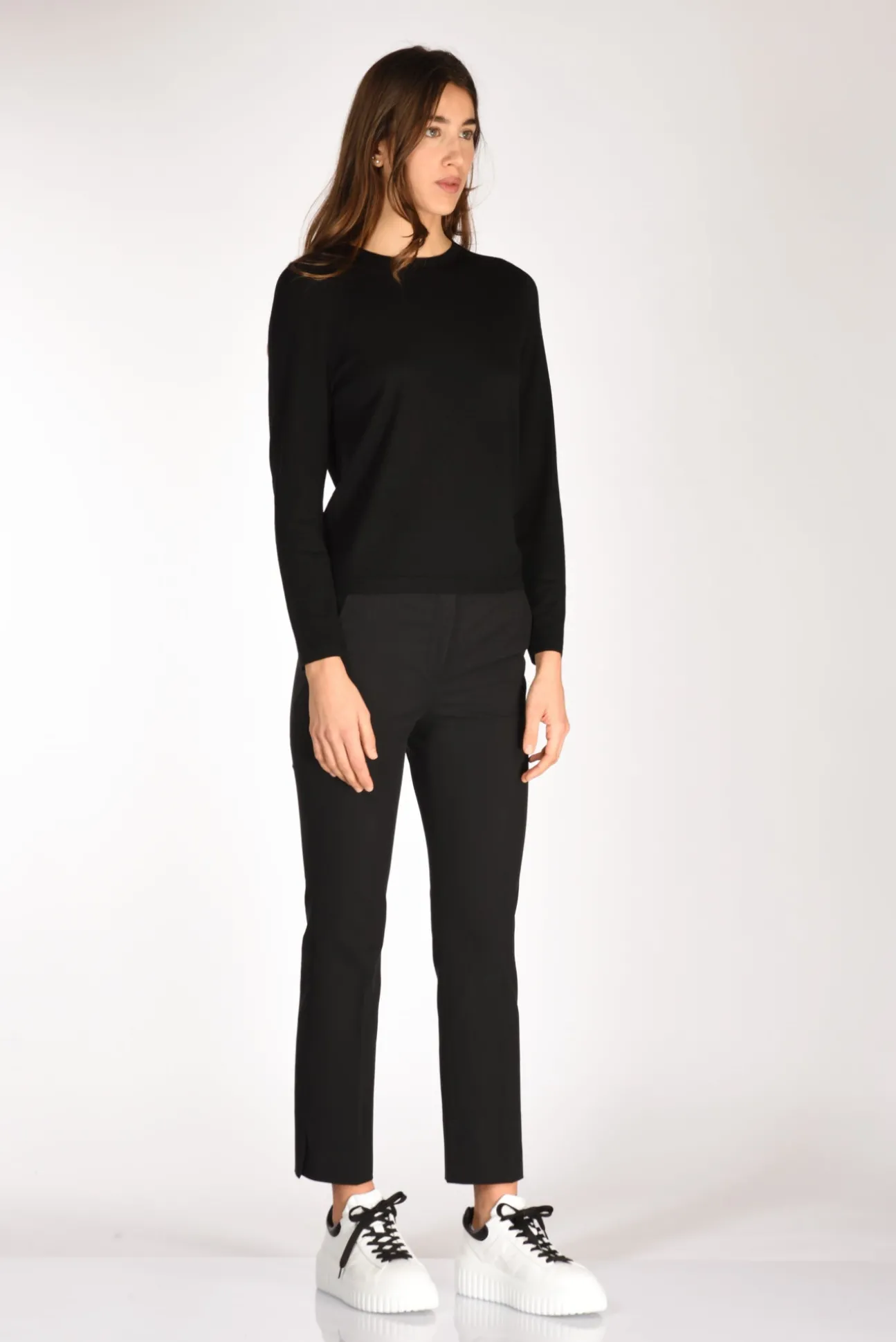 maglia_nero_2-1.webp maglia nero