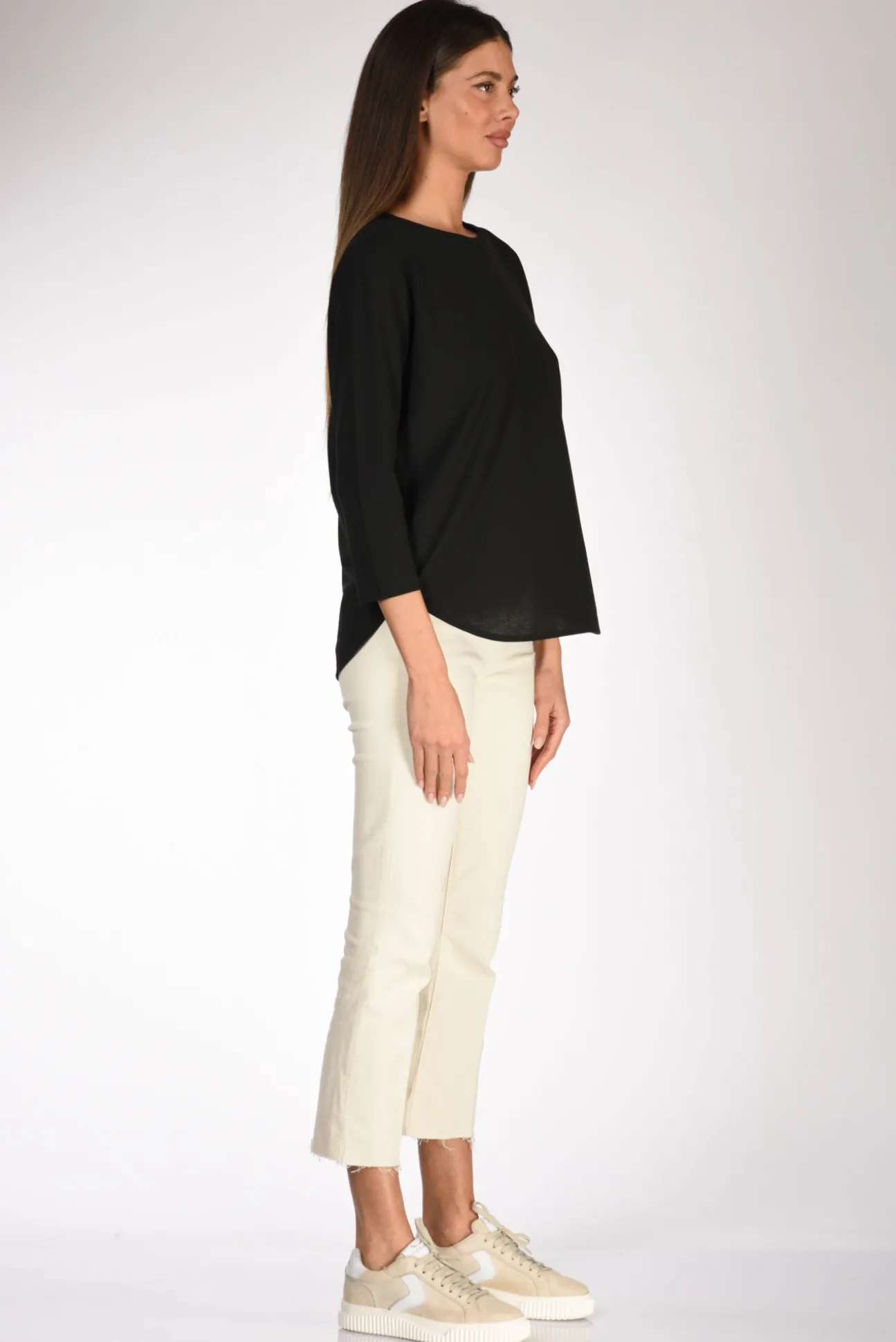 maglia_nero_3-5.webp maglia nero