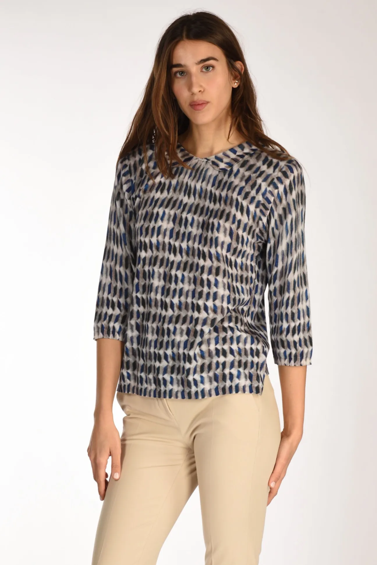 maglia_stampata_beigeblu_0.webp maglia stampata beige/blu