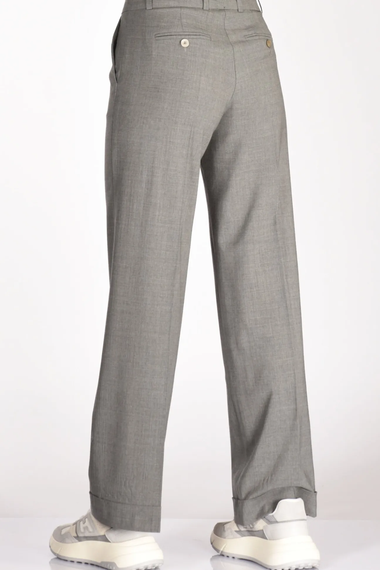 pantalone_andrew_grigio_5.webp pantalone andrew grigio
