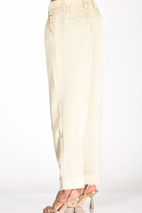 pantalone beige