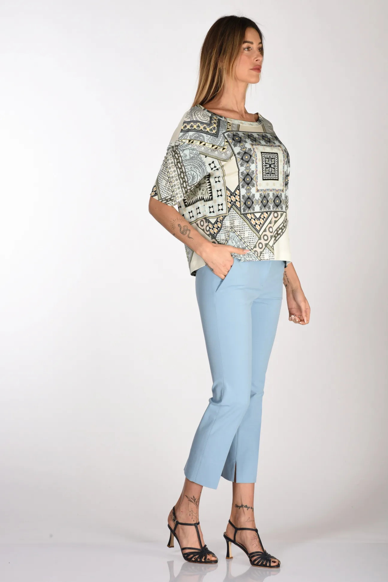 pantalone_kimama_azzurro__1.webp pantalone kimama azzurro scuro