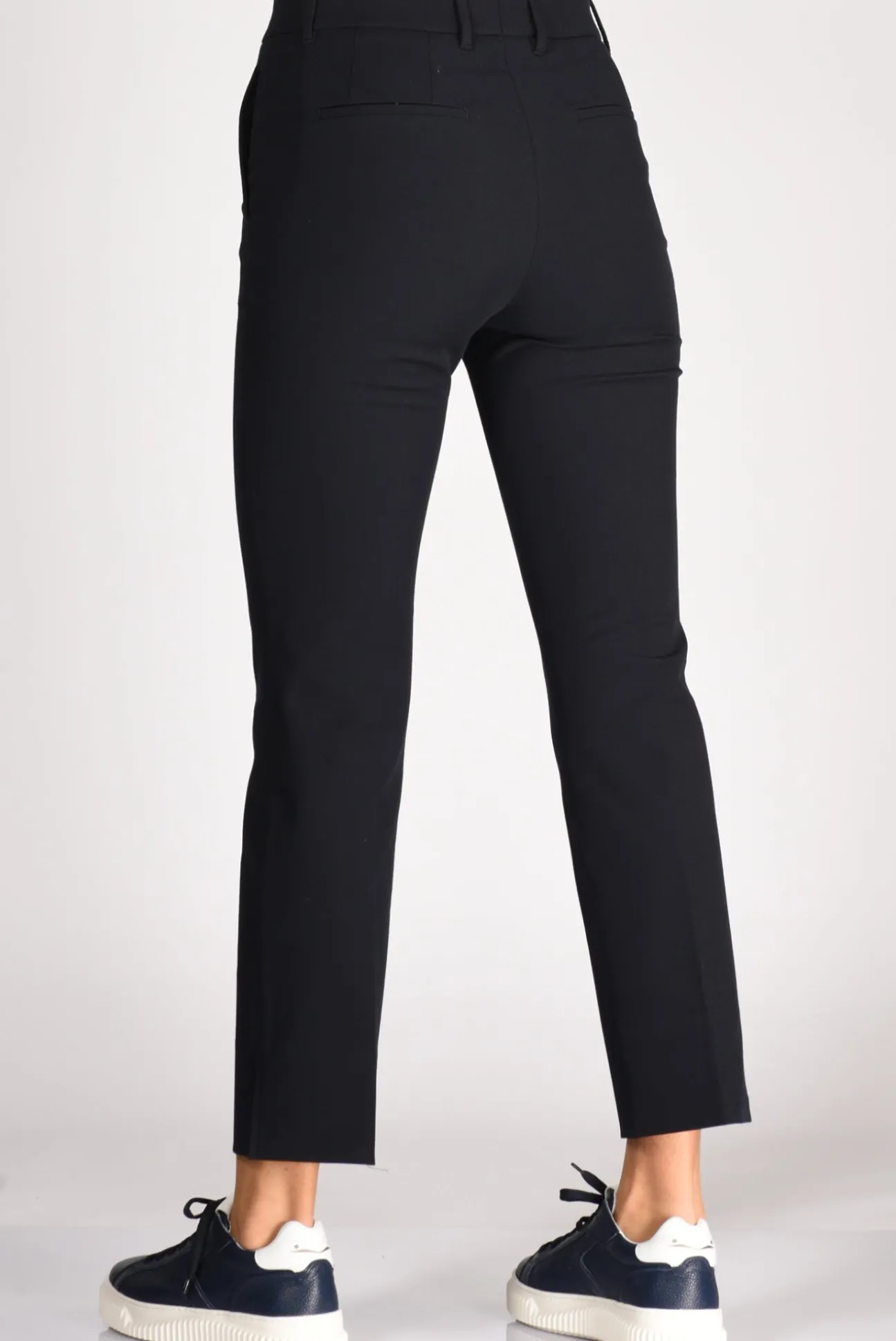 pantalone_kimama_blu_5.webp pantalone kimama blu