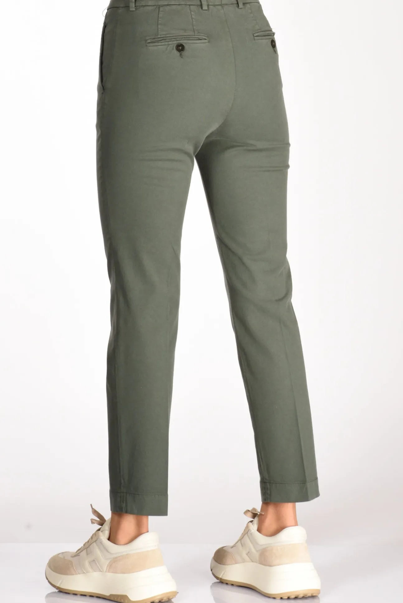 pantalone_leyre_verde_5.webp pantalone leyre verde