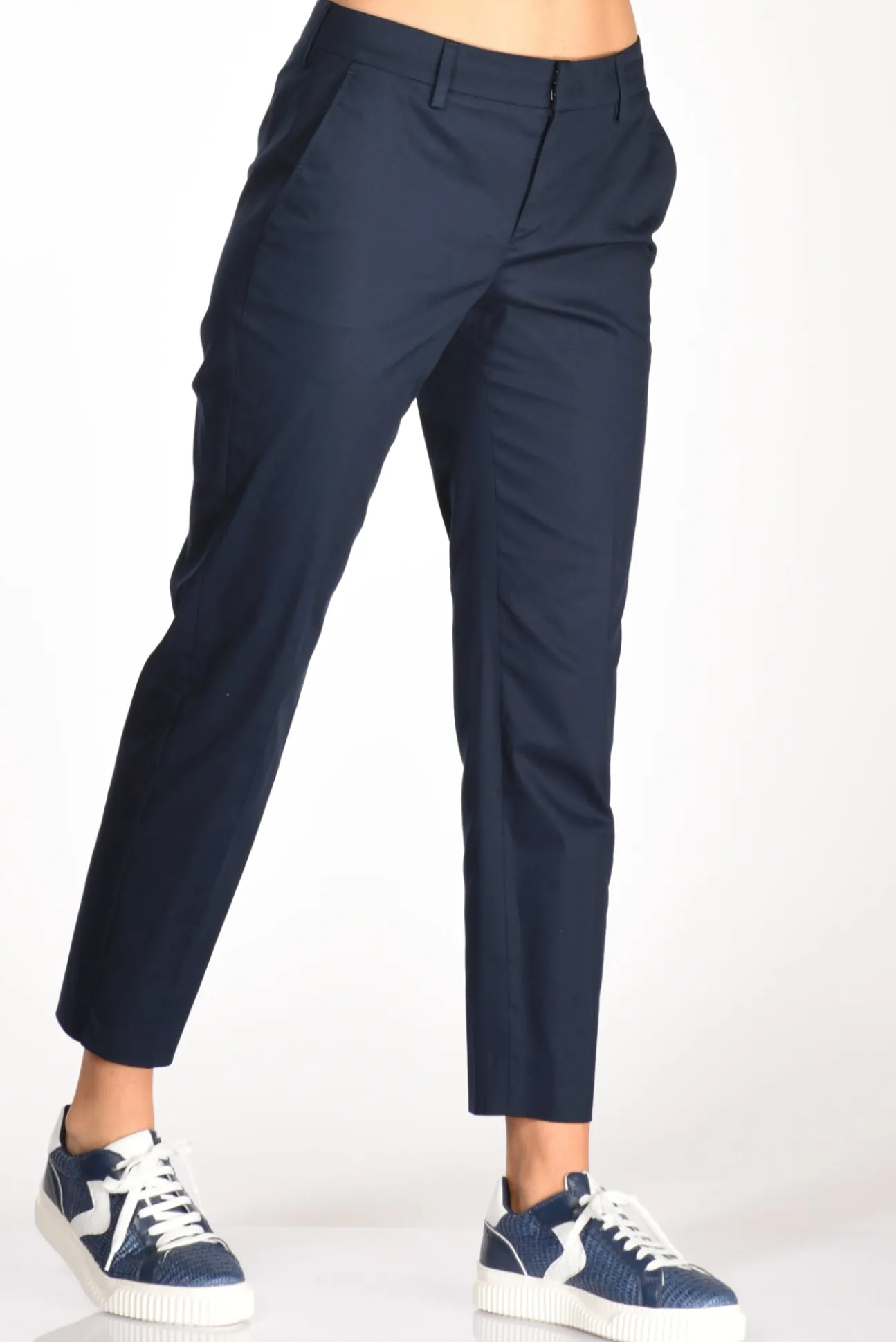 pantalone_new_york_blu_0-1.webp pantalone new york blu
