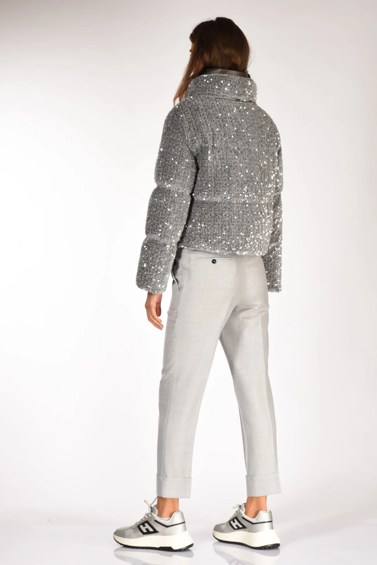 piumino_paillettes_grigio_4.webp piumino paillettes grigio